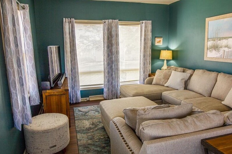 3123 7th St, Sheboygan, WI 53083-4242