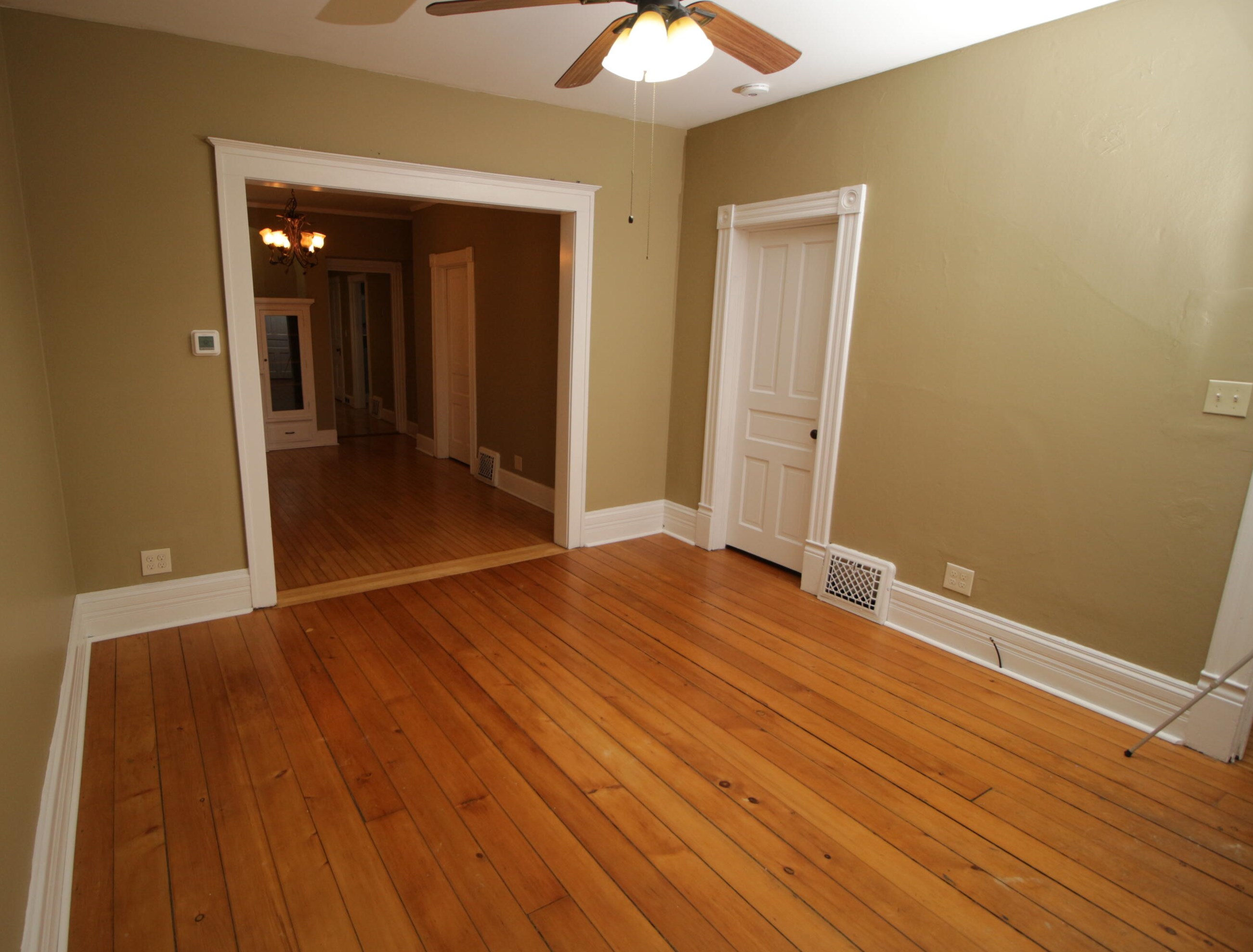 2657 N Weil St, Milwaukee, WI 53212