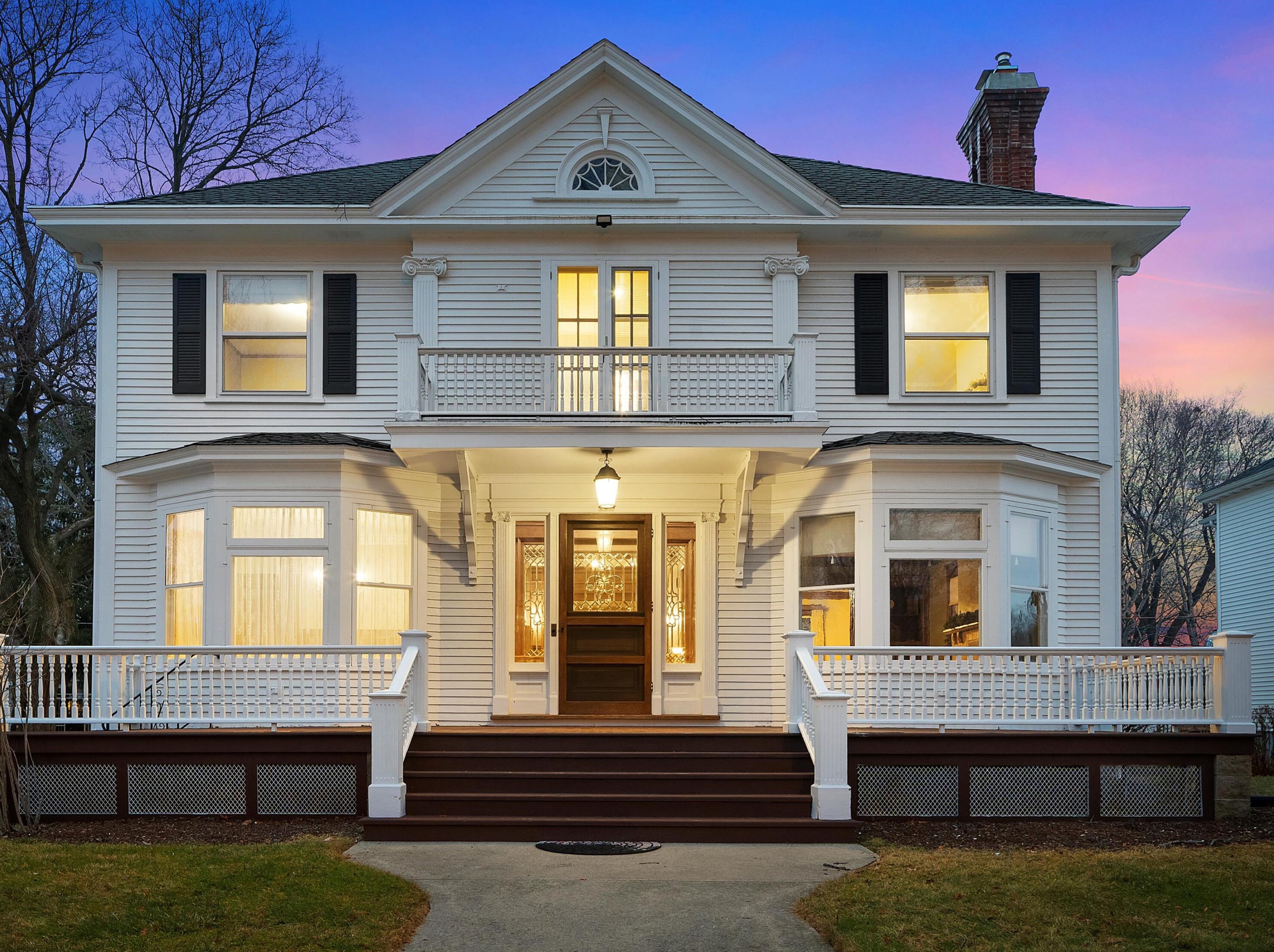 815 N 13th St, Manitowoc, WI 54220