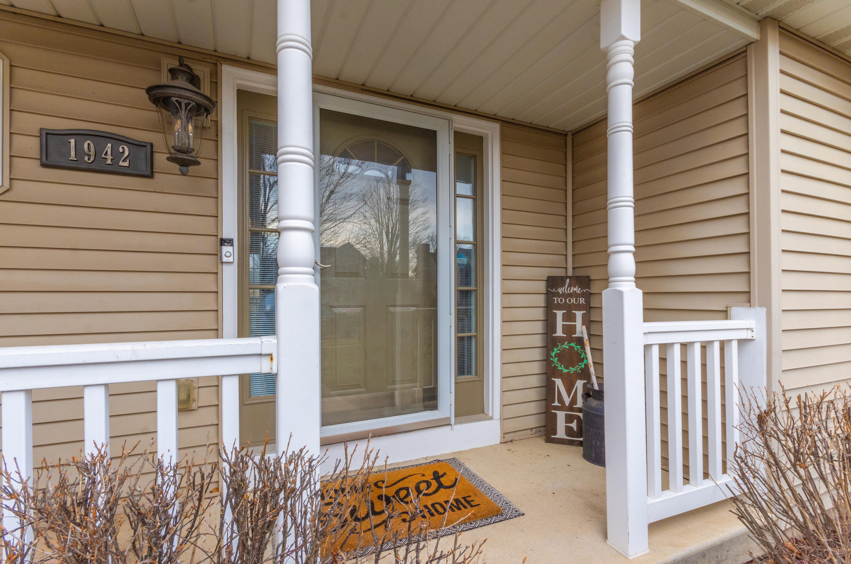1942 Sunset Dr, Twin Lakes, WI 53181
