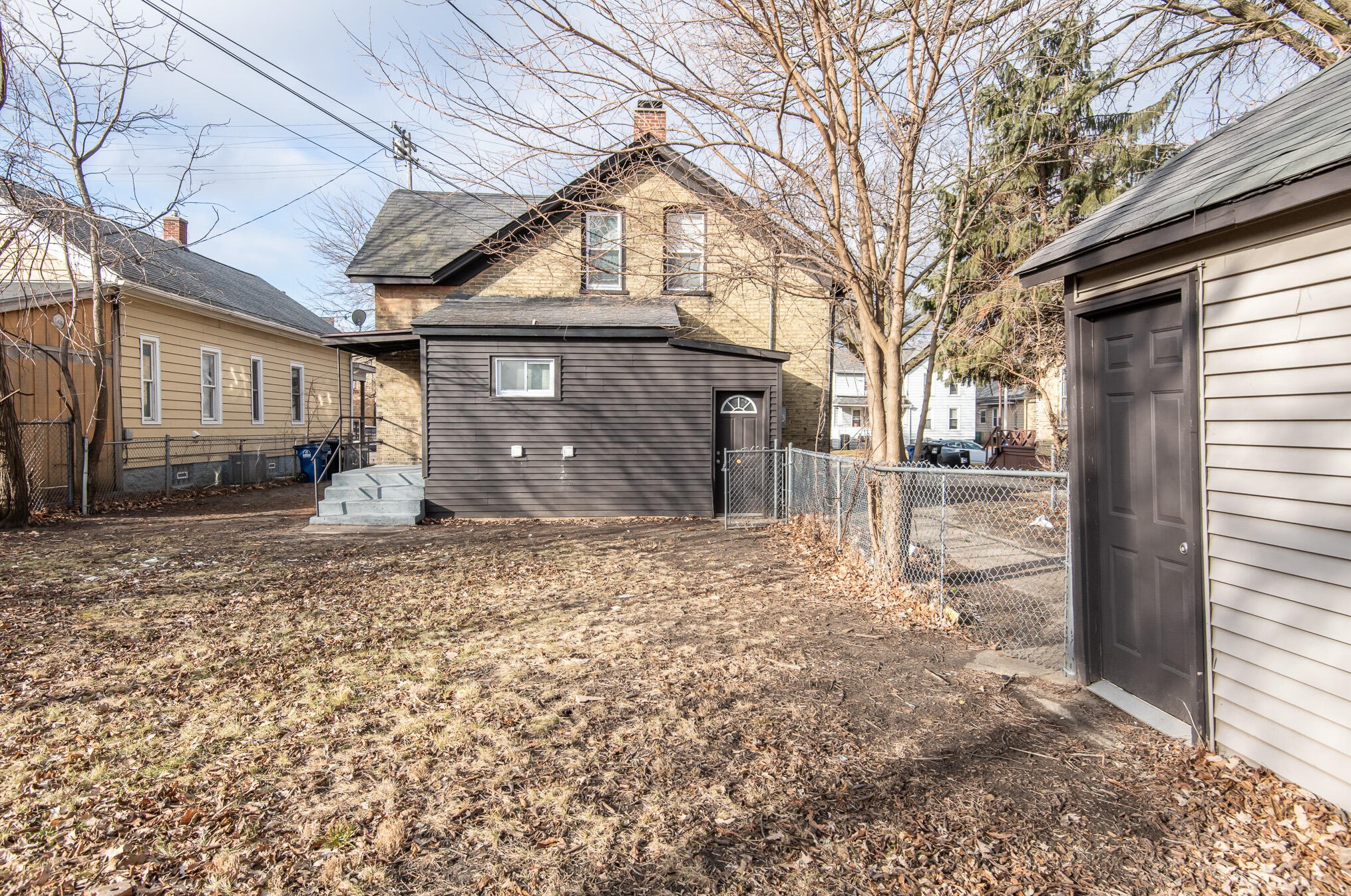 1711 Erie St, Racine, WI 53402-4834