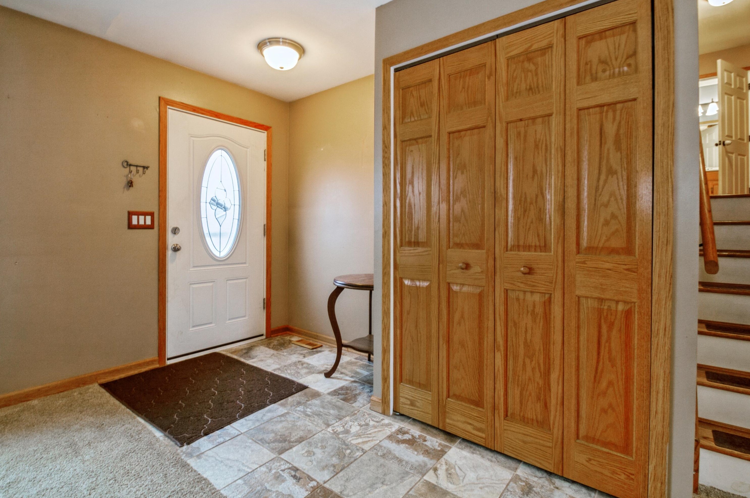 447 Valley View Dr, Genoa City, WI 53128-2066