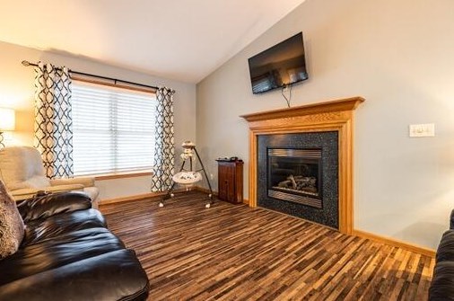 810 Silver Dr, Holmen, WI 54636