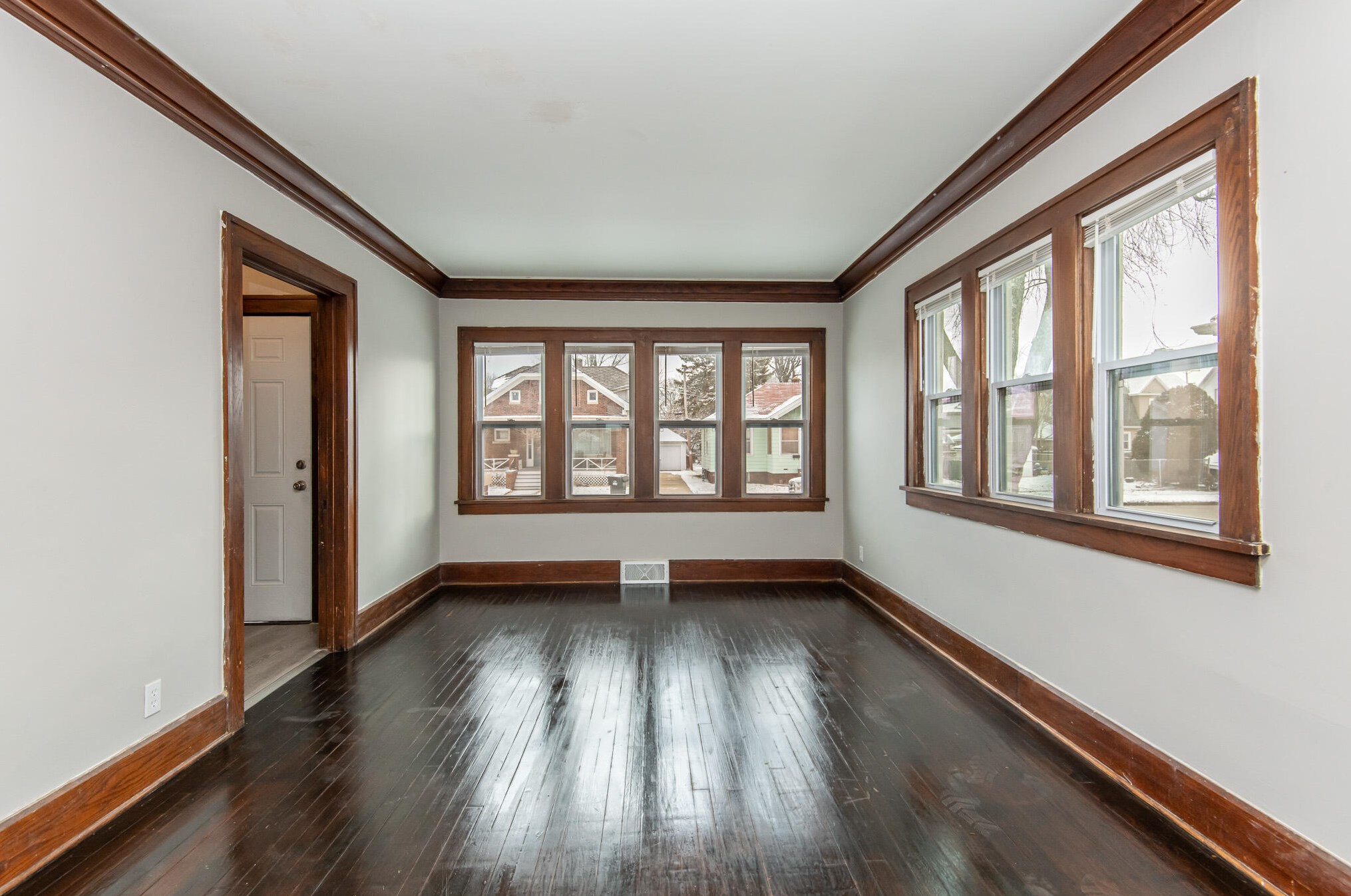 2016 Marquette St, Racine WI  53402-4640 exterior