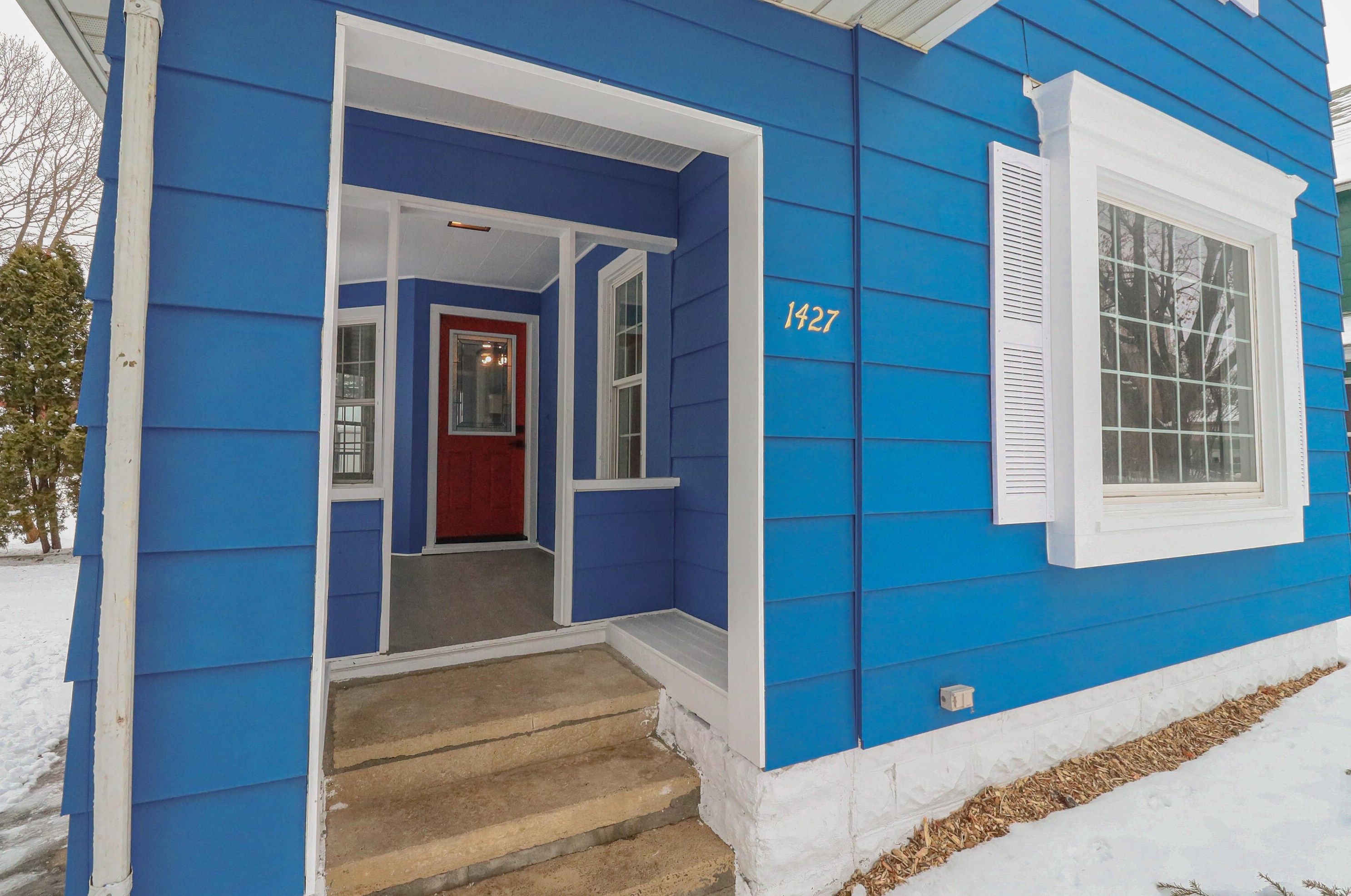 1427 George St, La Crosse, WI 54603