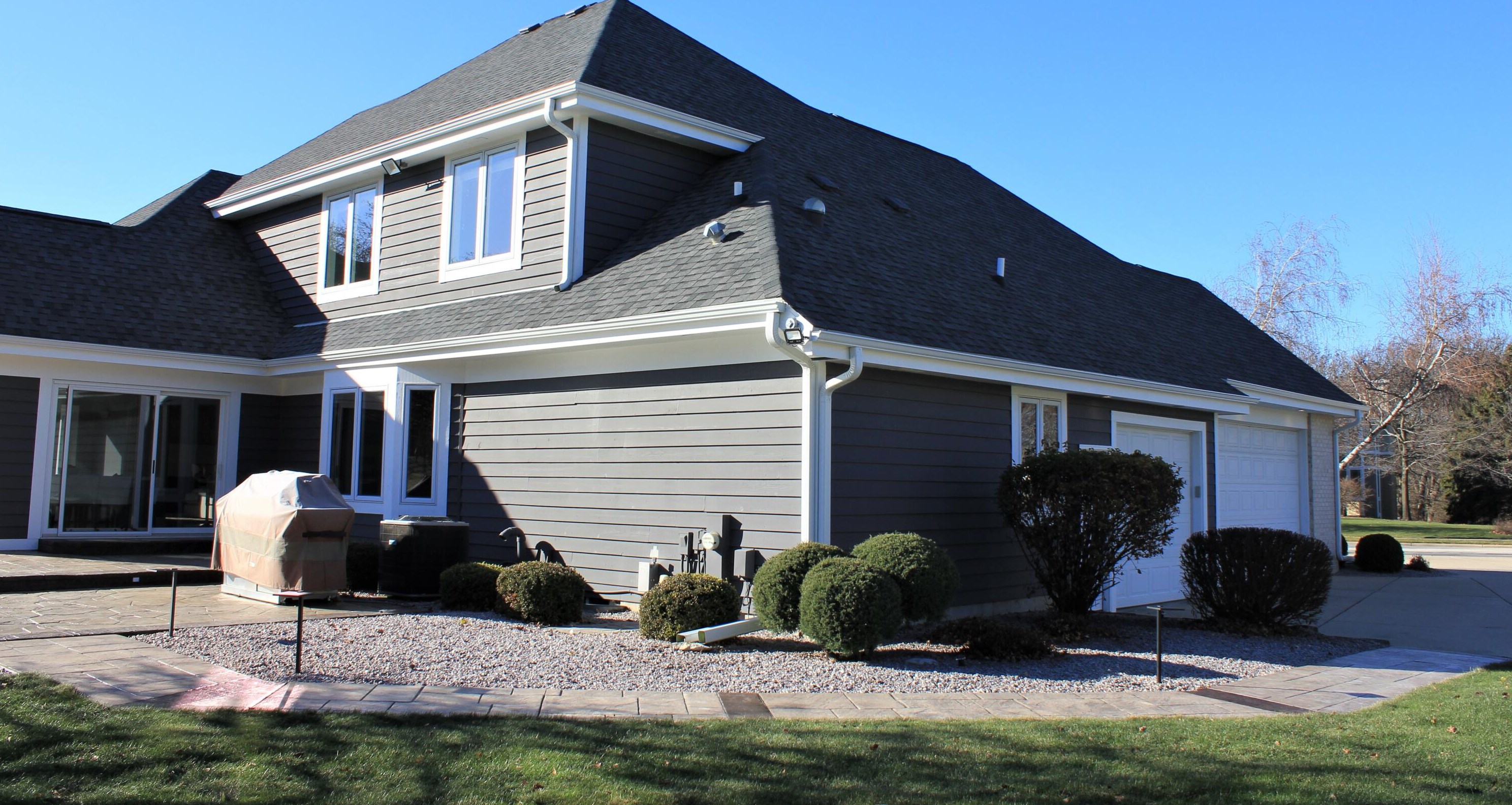 1901 Tallgrass Cir, Waukesha, WI 53188