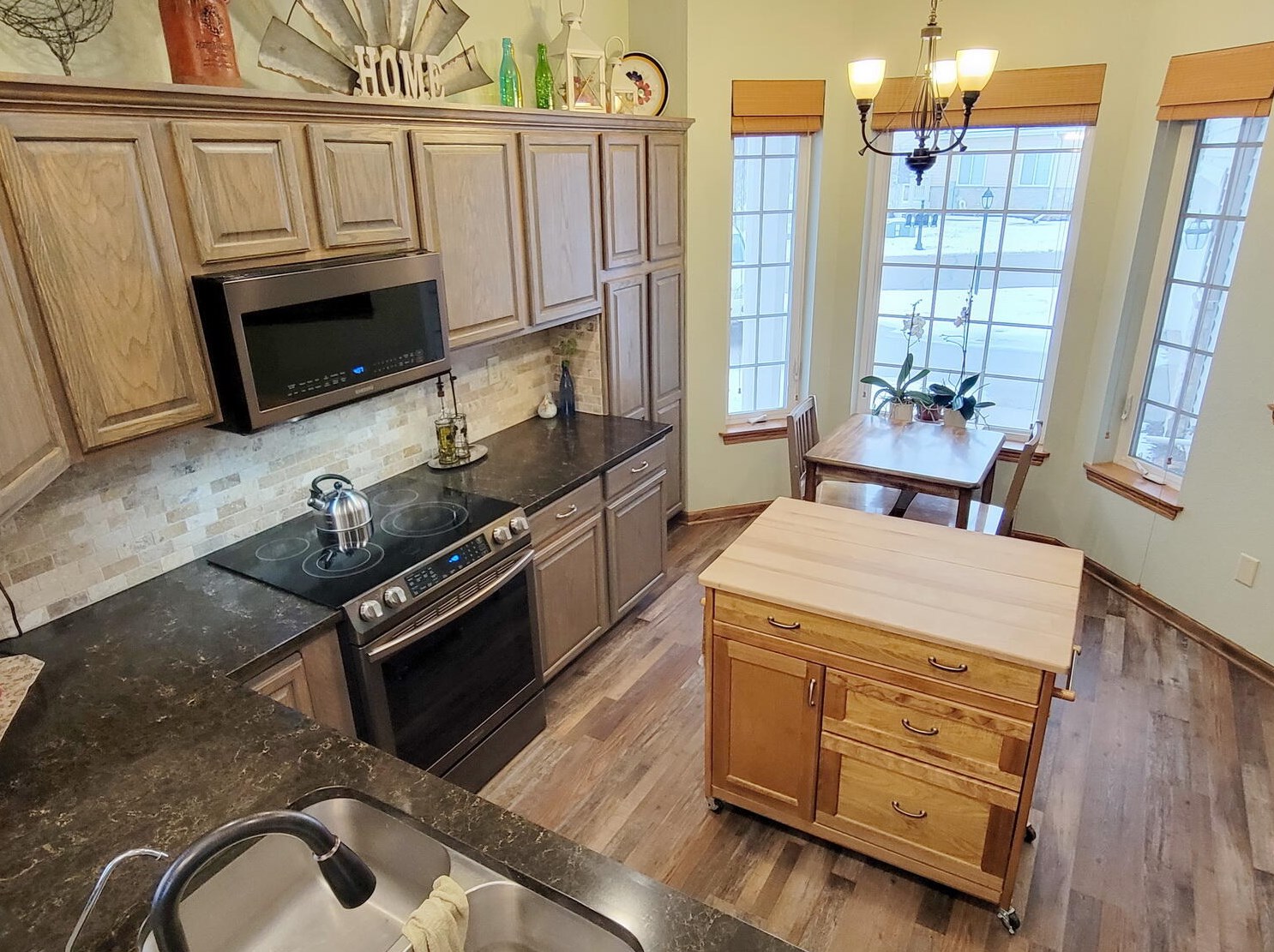 21740 S Weather Edge Cir, Lannon, WI 53046
