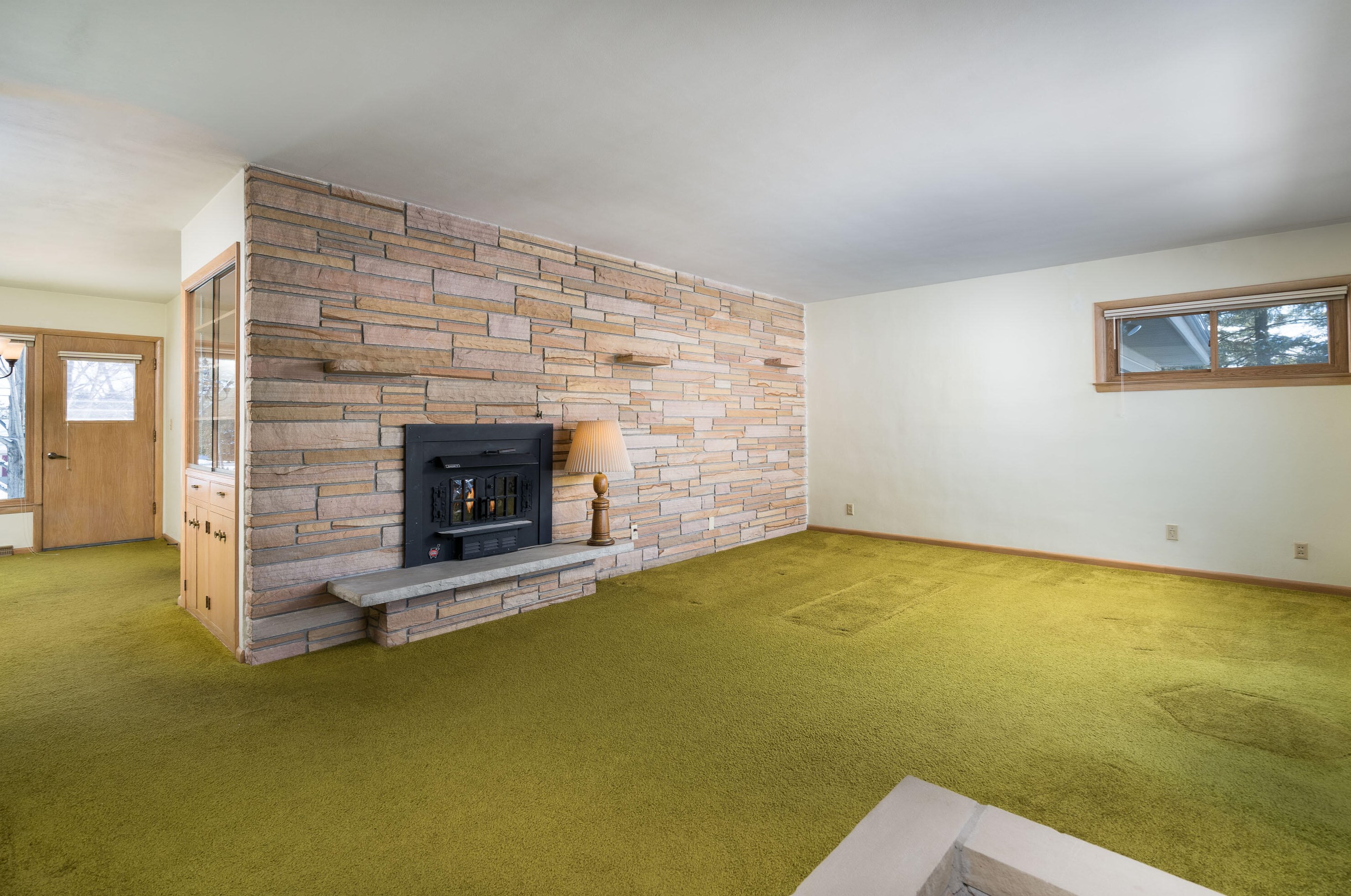 4720 159th St, Brookfield, WI 53005-1006