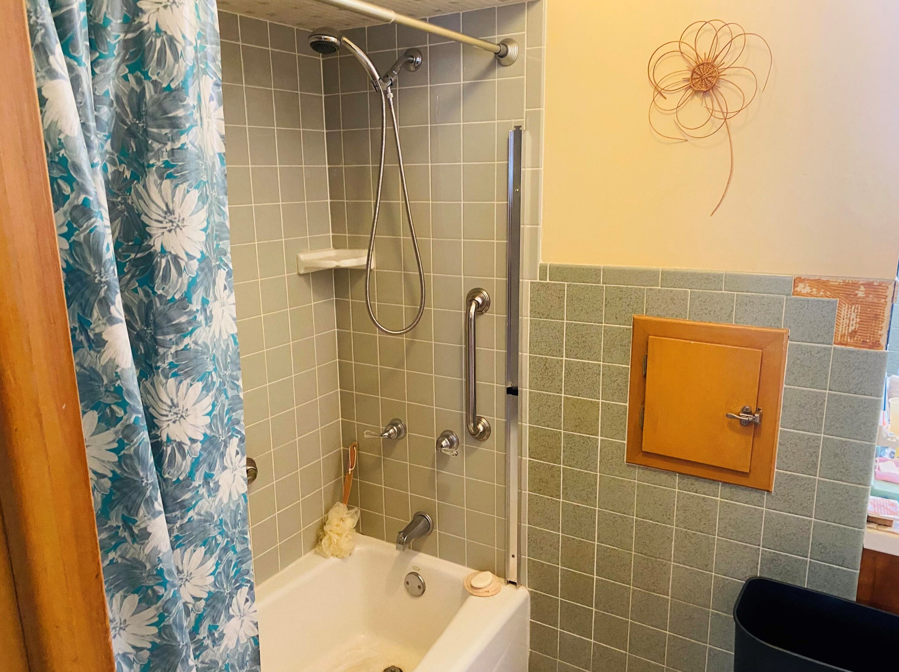 3885 144th St, Brookfield WI  53005-2364 exterior