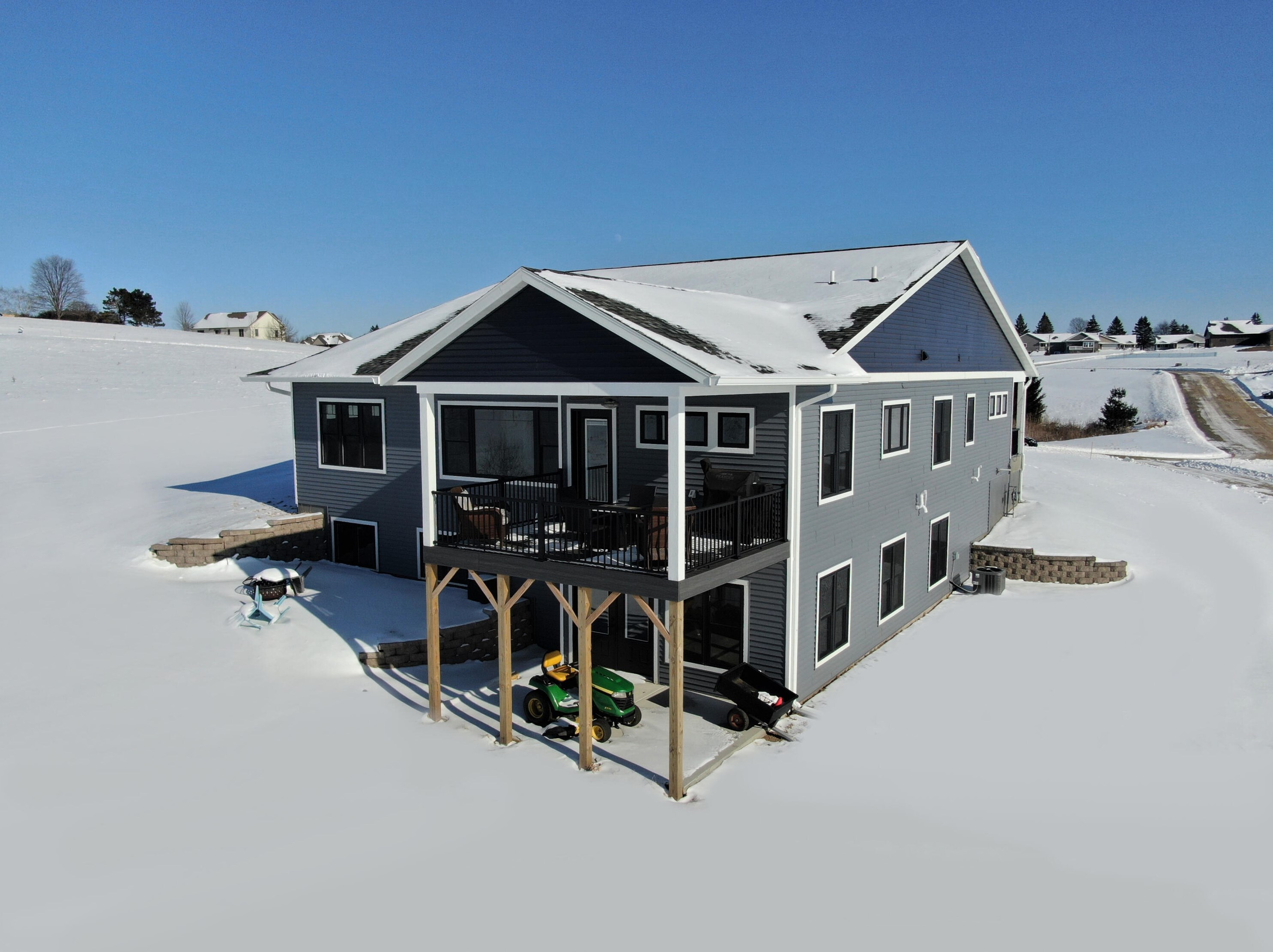 1206 Crossing Meadows Dr, Viroqua, WI 54665-2240
