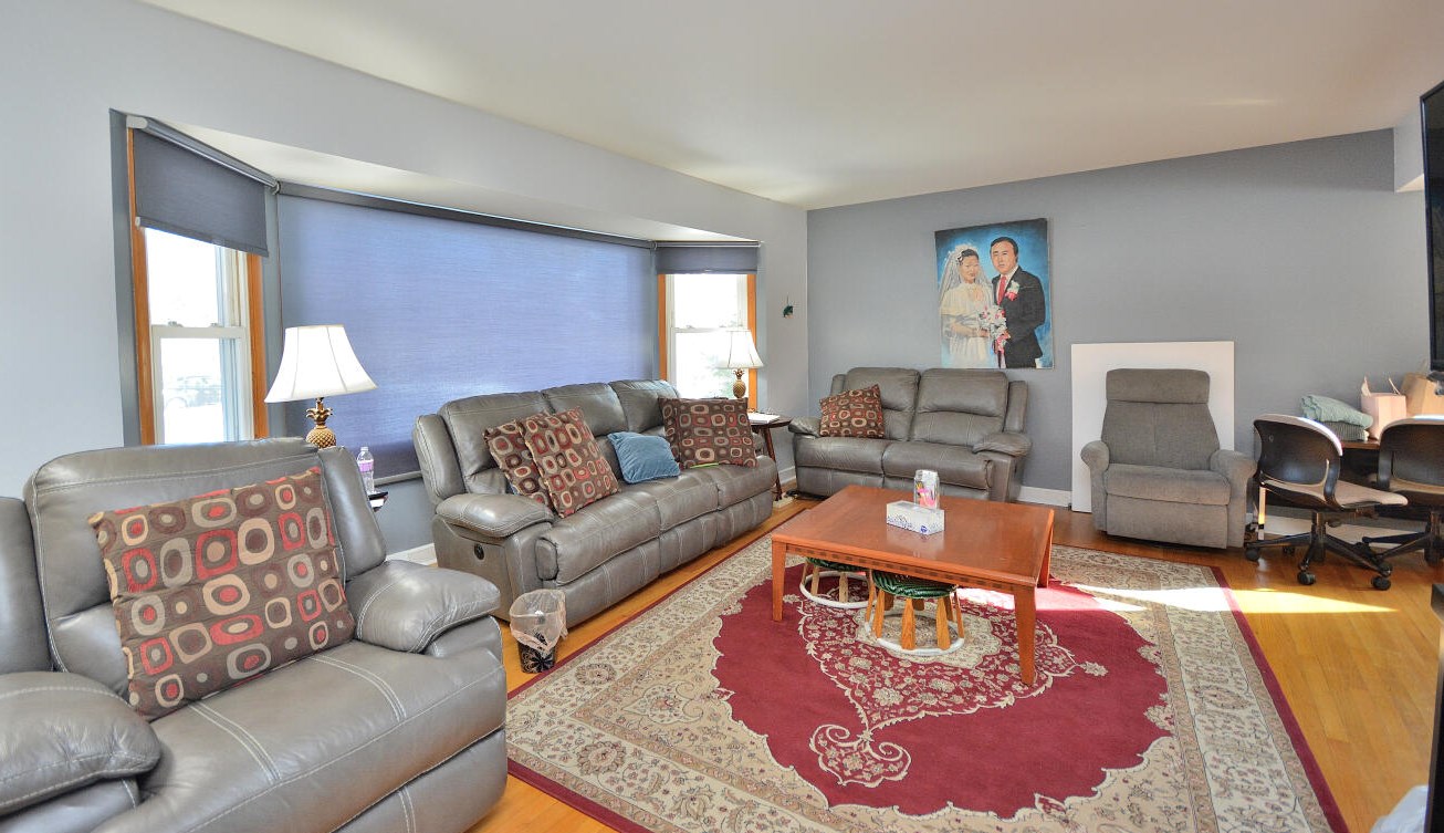 19155 W Inez Dr, Waukesha, WI 53146