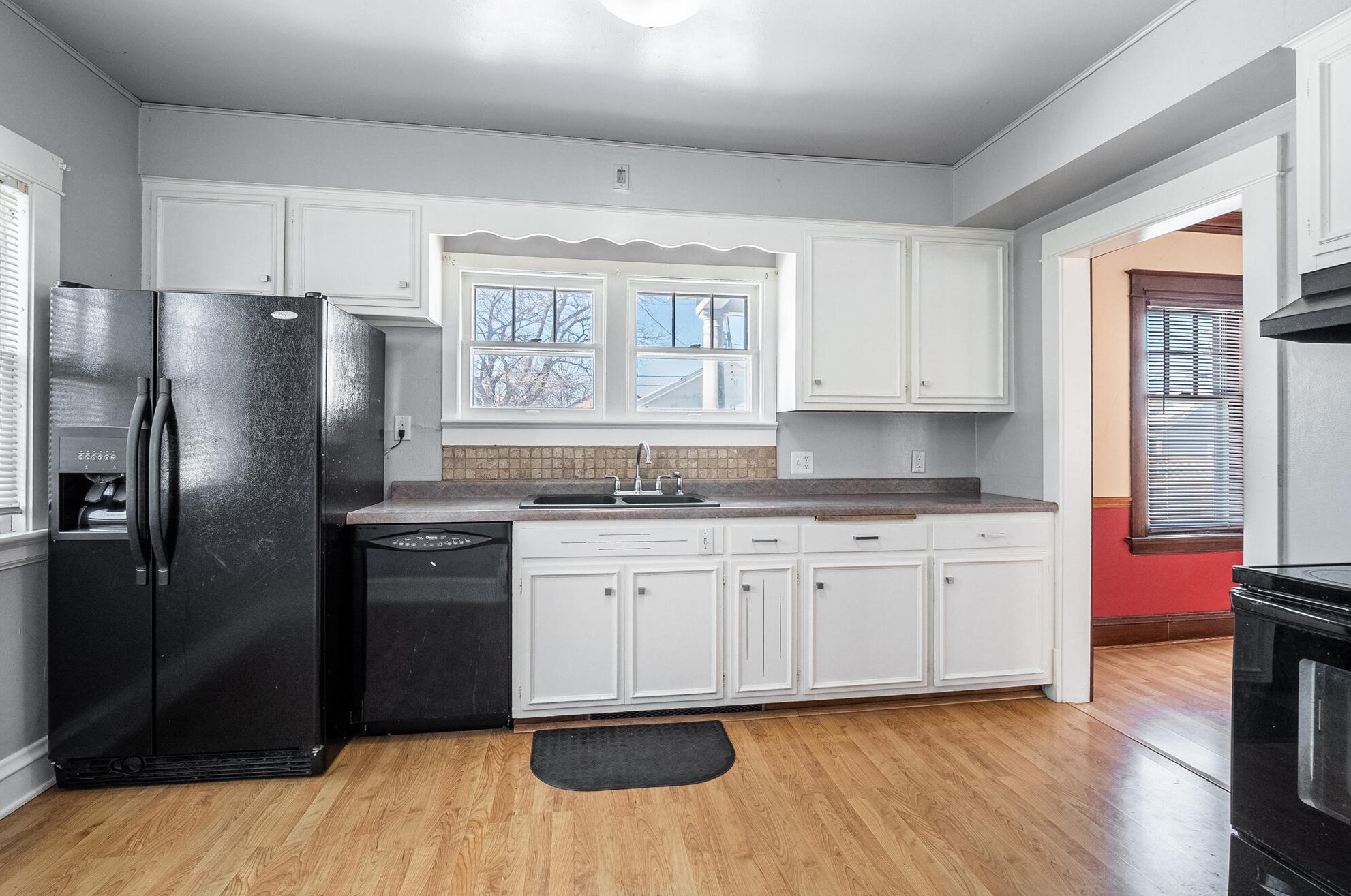 2126 Wedemeyer St, Sheboygan, WI 53081-5943