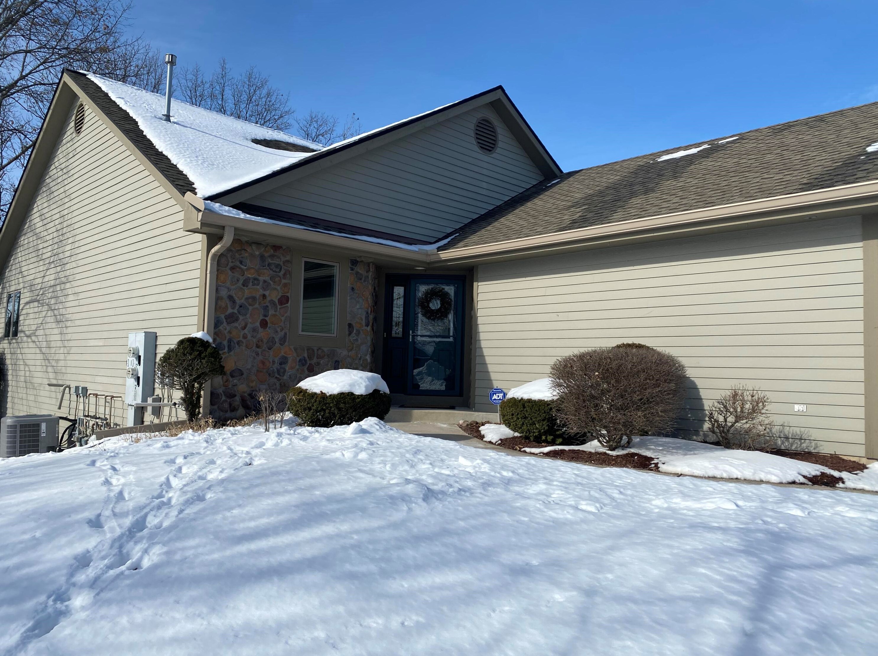 501 Sunset Trail, Chenequa, WI 53029