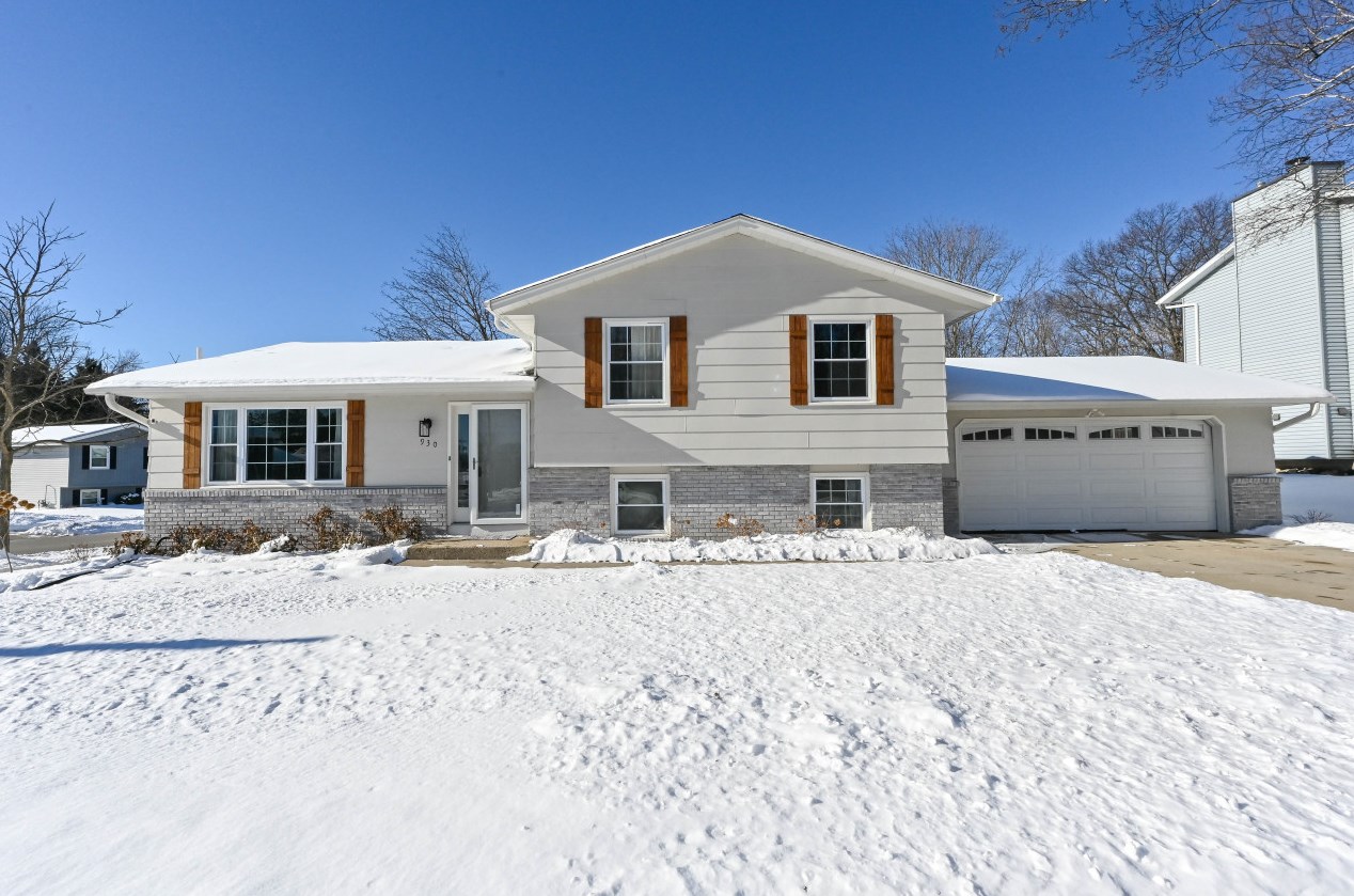 930 S Grandview Blvd, Waukesha, WI 53188