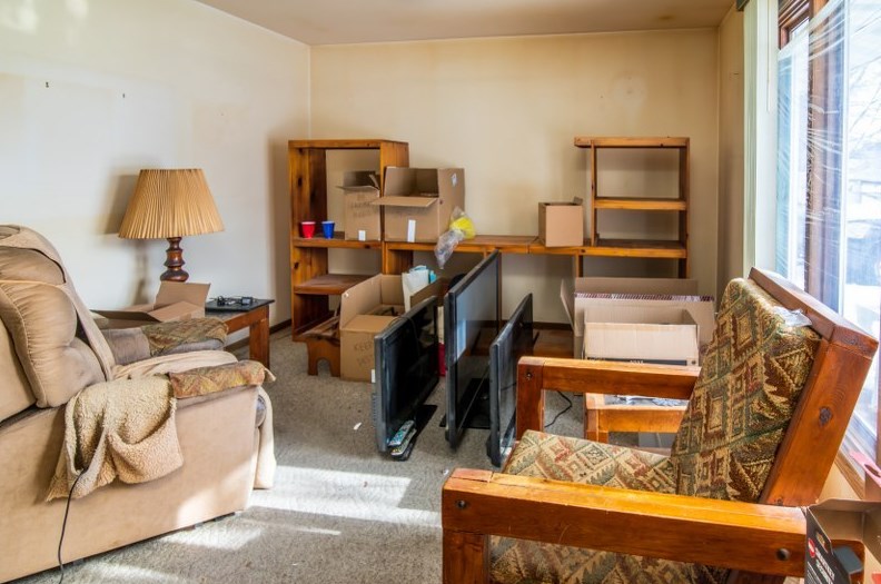 1206 Meadow St, Watertown, WI 53094