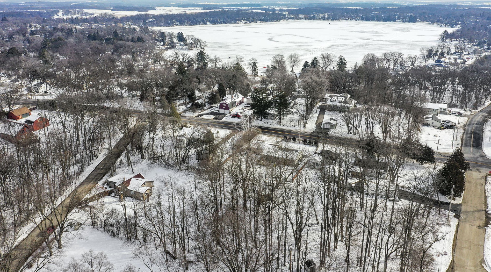 7955 Ridgeway Dr, Lyons, WI 53105-8793