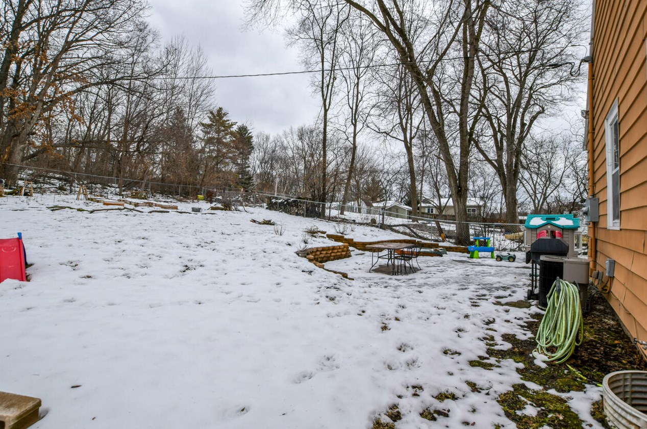 4117 Barby Ln, Madison WI 53704-1601 exterior