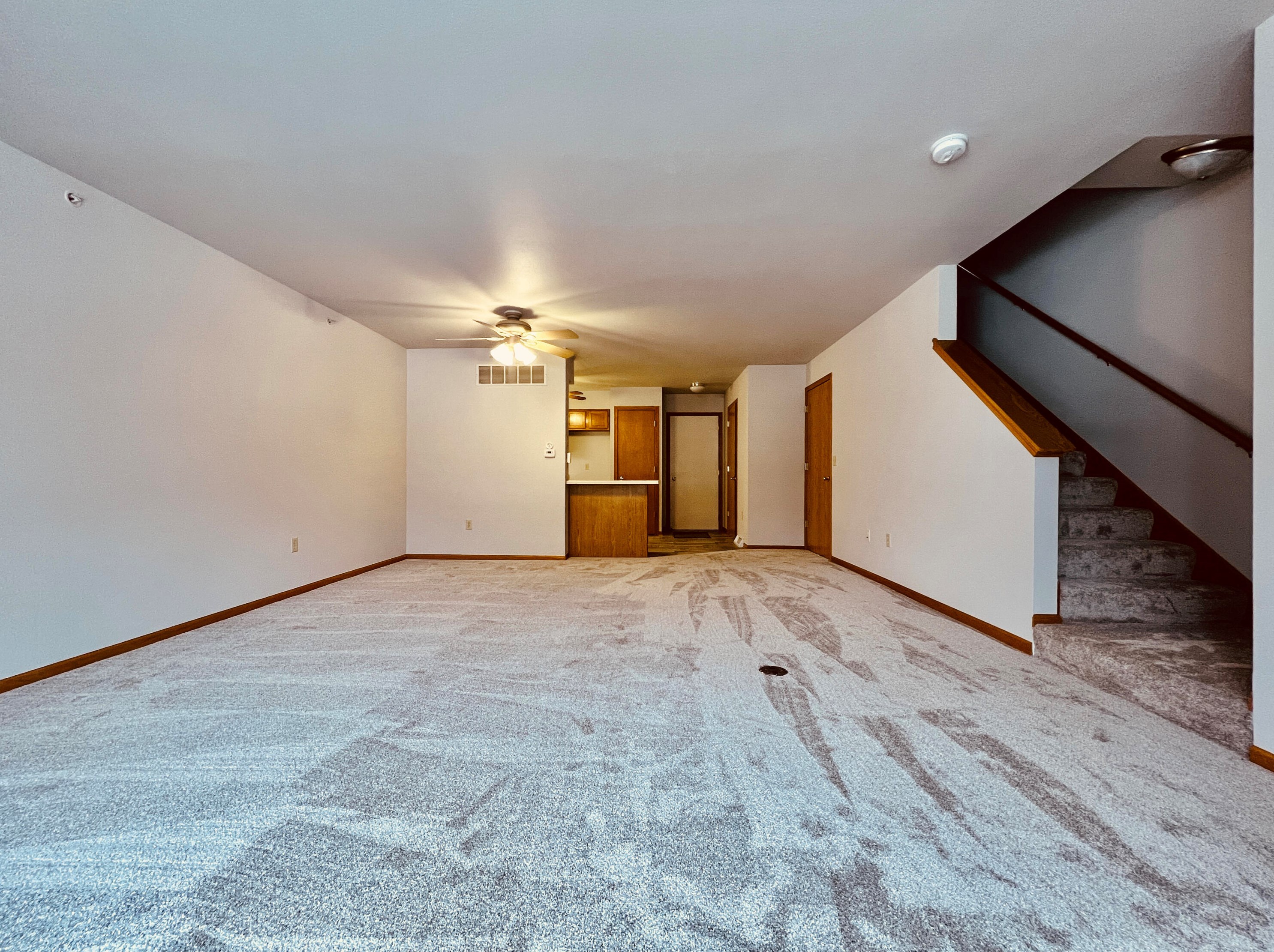 10380 W Whitnall Edge Cir #c, Hales Corners, WI 53132