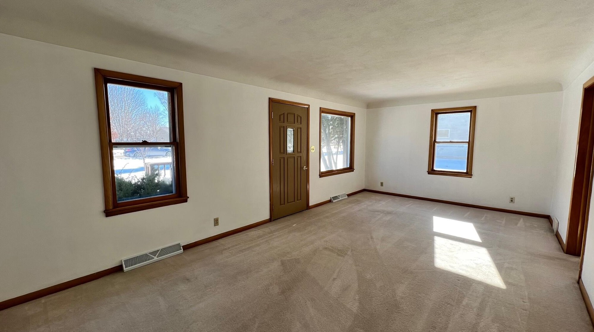 2933 Youngdale Ave, La Crosse, WI 54603