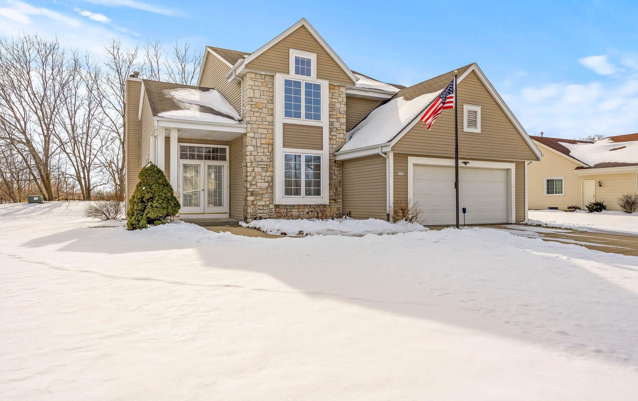 7731 Briarwood Dr, Hales Corners, WI 53132-8842