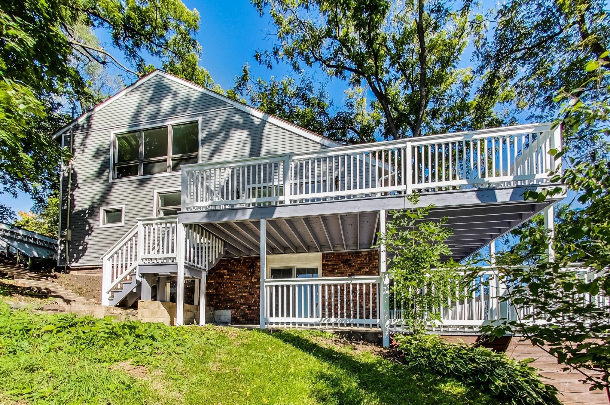 33601 Contour Dr, Lyons WI  53105-9214 exterior