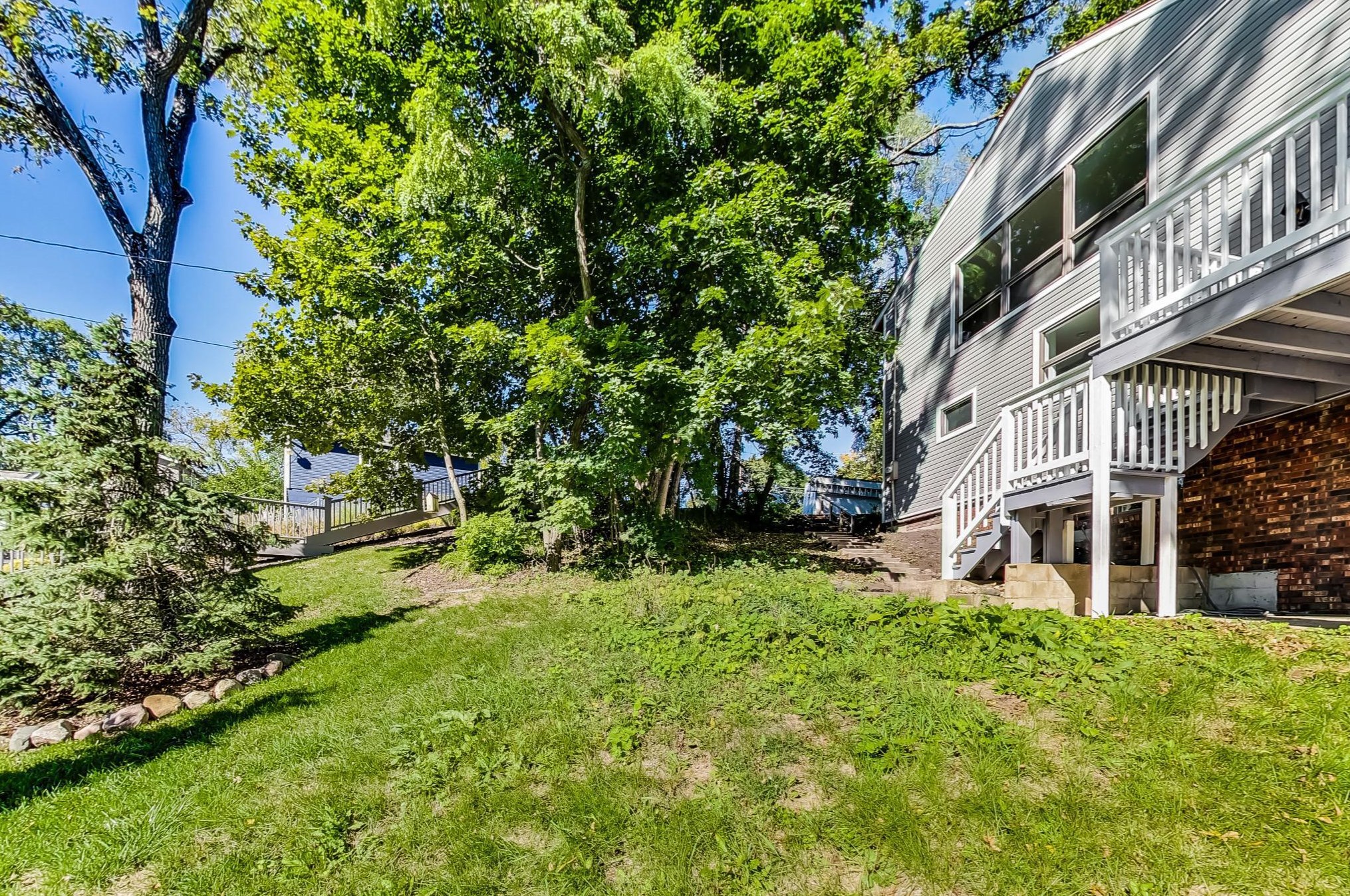 33601 Contour Dr, Lyons WI  53105-9214 exterior