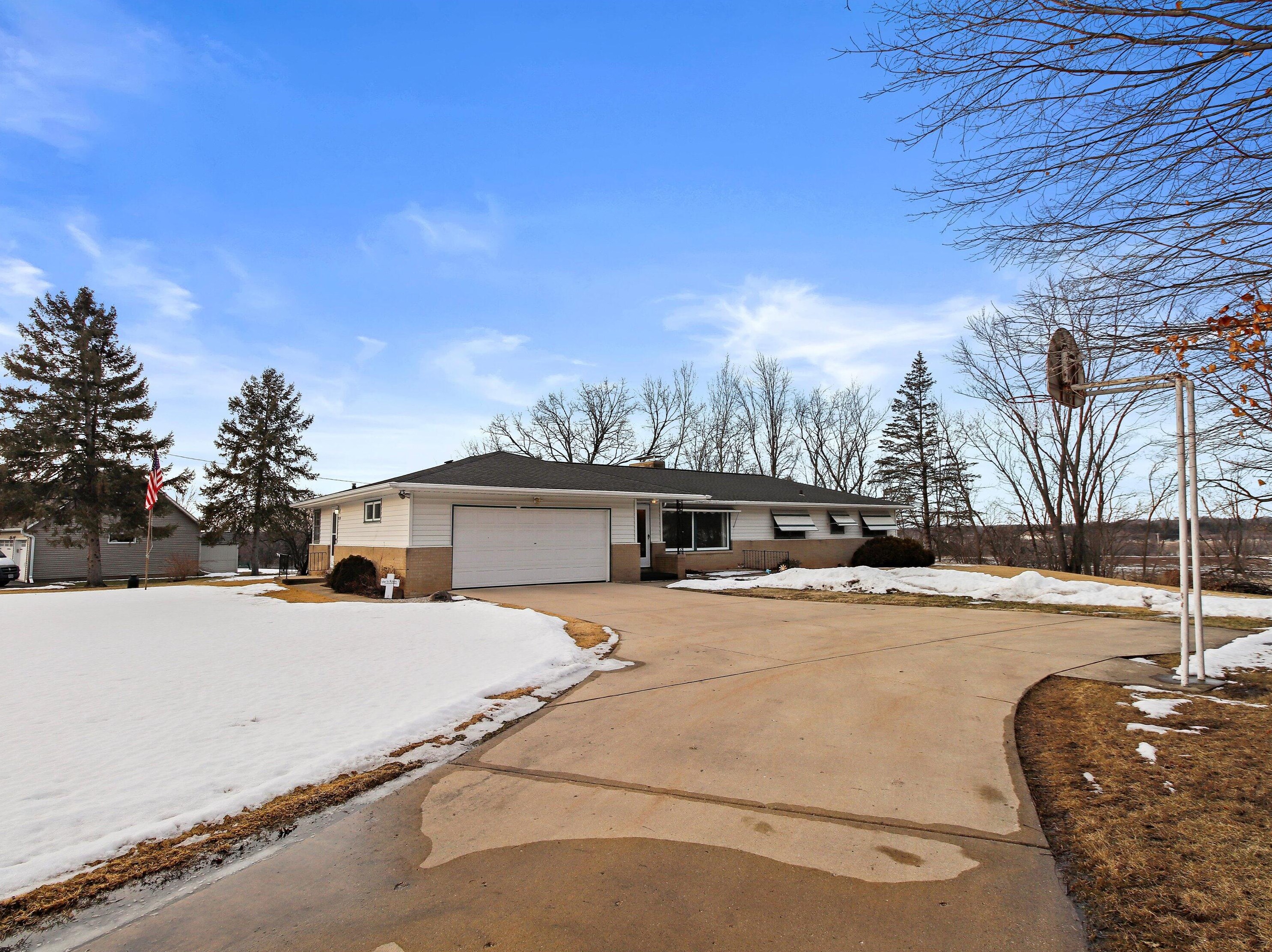 30630 Ketterhagen Rd, Lyons, WI 53105-7968