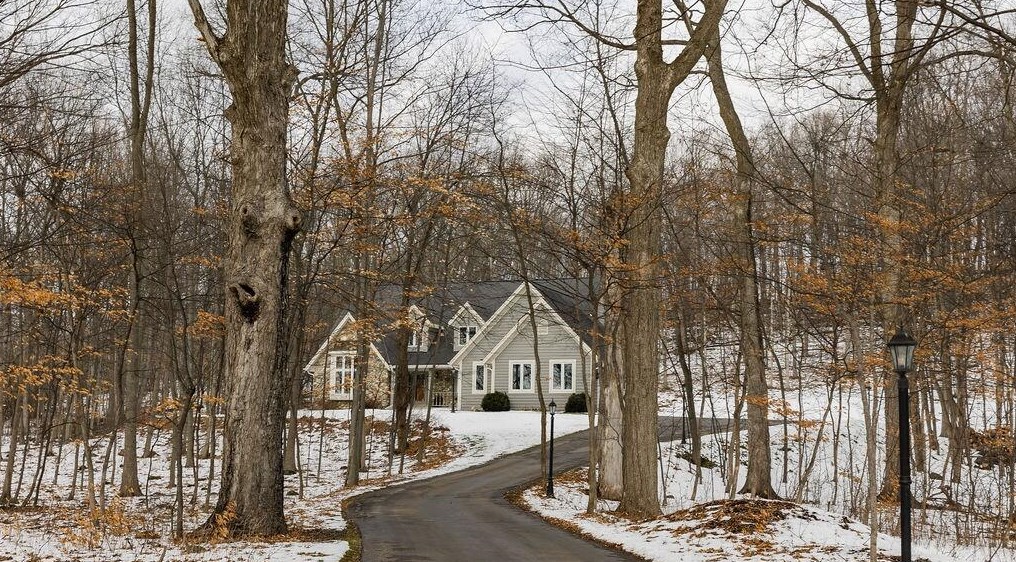 3292 Willow Gate Pass, Colgate, WI 53017