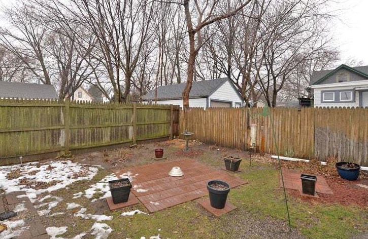 1810 Lasalle St, Racine, WI 53402-4630