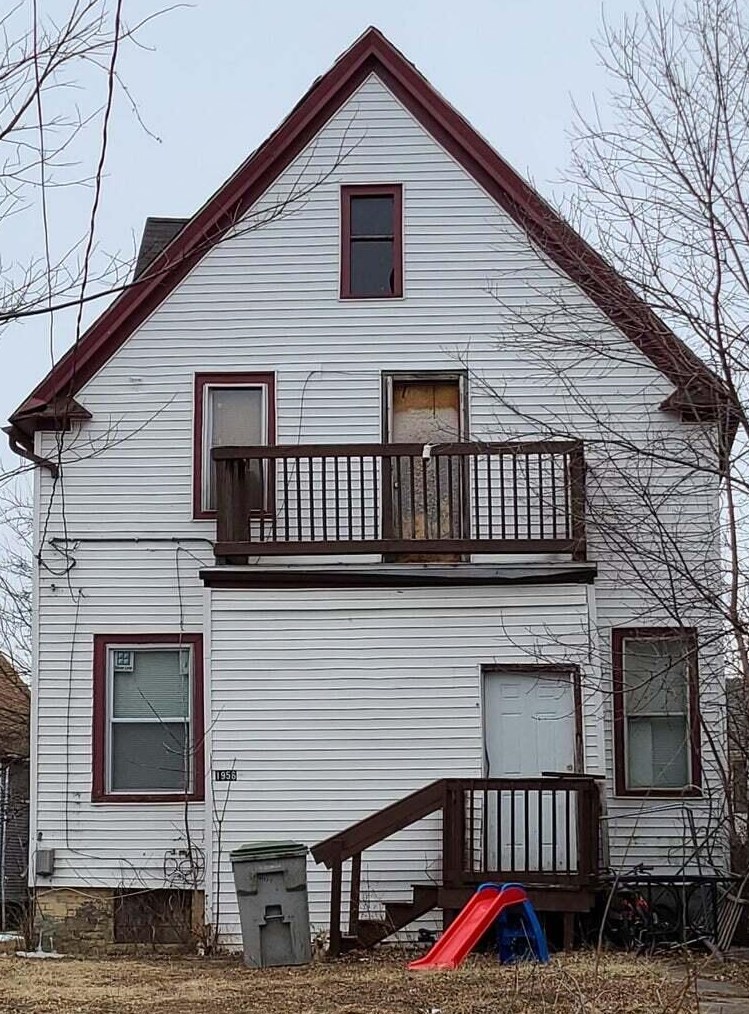 1956 N 37th St, Milwaukee, WI 53208