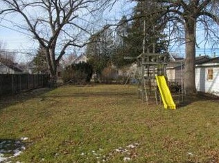 1920 8th St, Sheboygan, WI 53081-2738