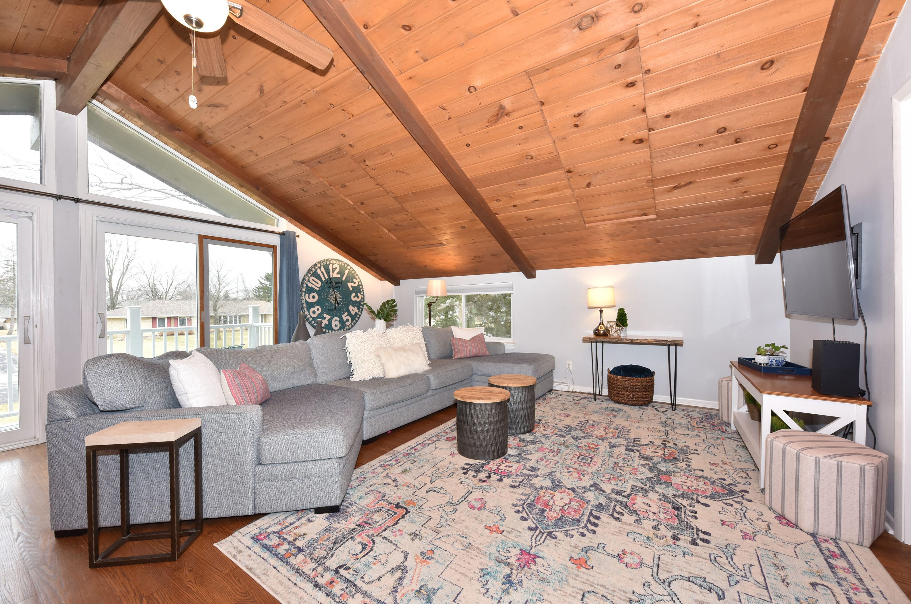 419 Susan Ln, Thiensville, WI 53092