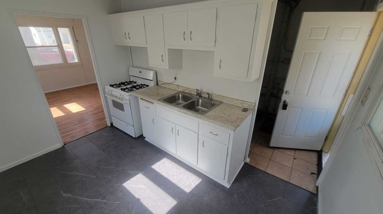 5140 N 51st Blvd, Milwaukee, WI 53218