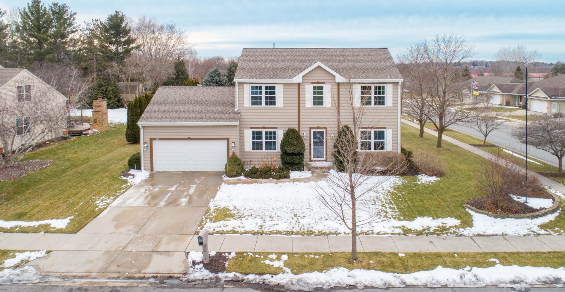 527 Violet Ave, Hartford, WI 53027