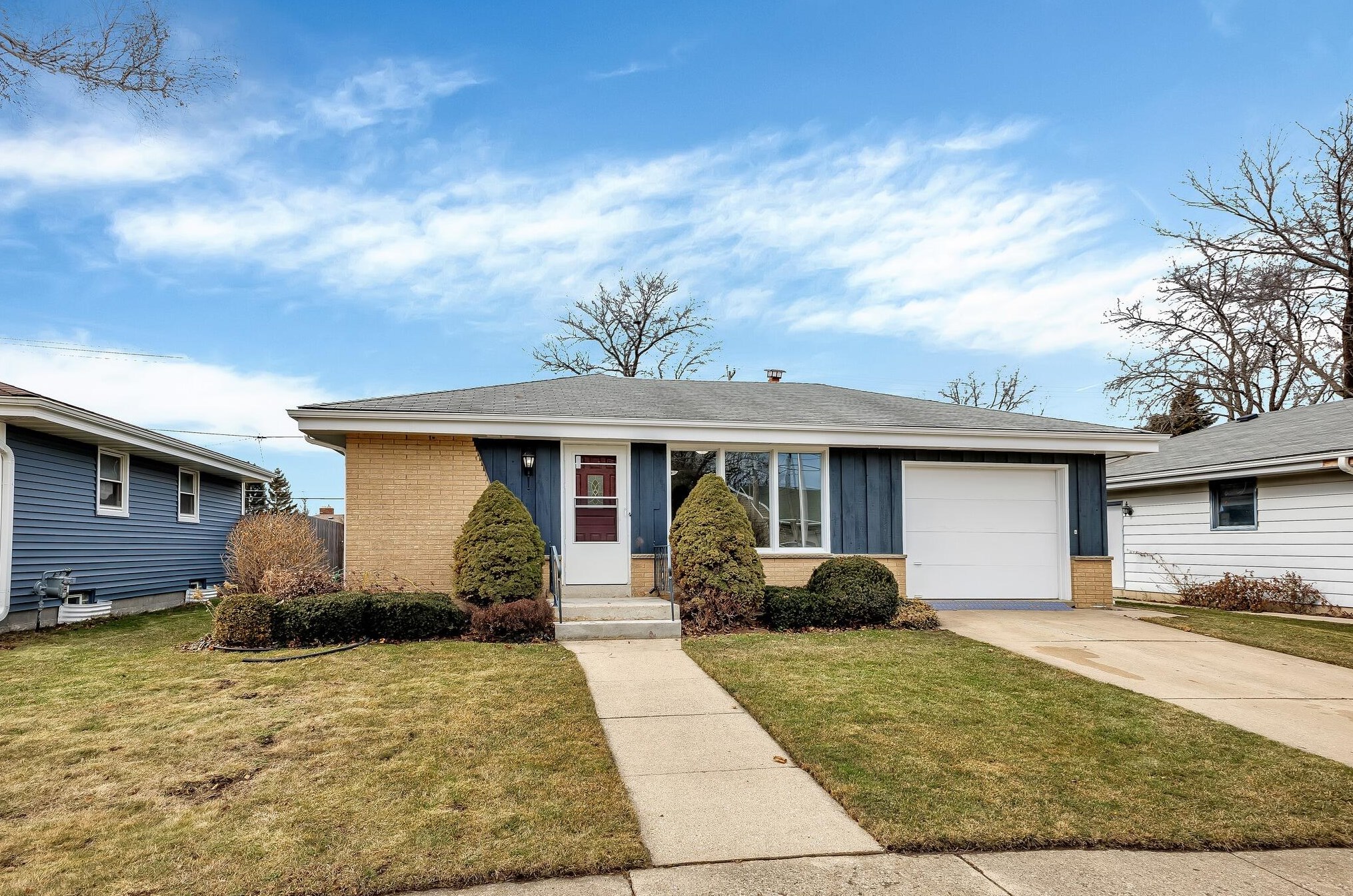 8318 22nd Ave, Kenosha, WI 53143