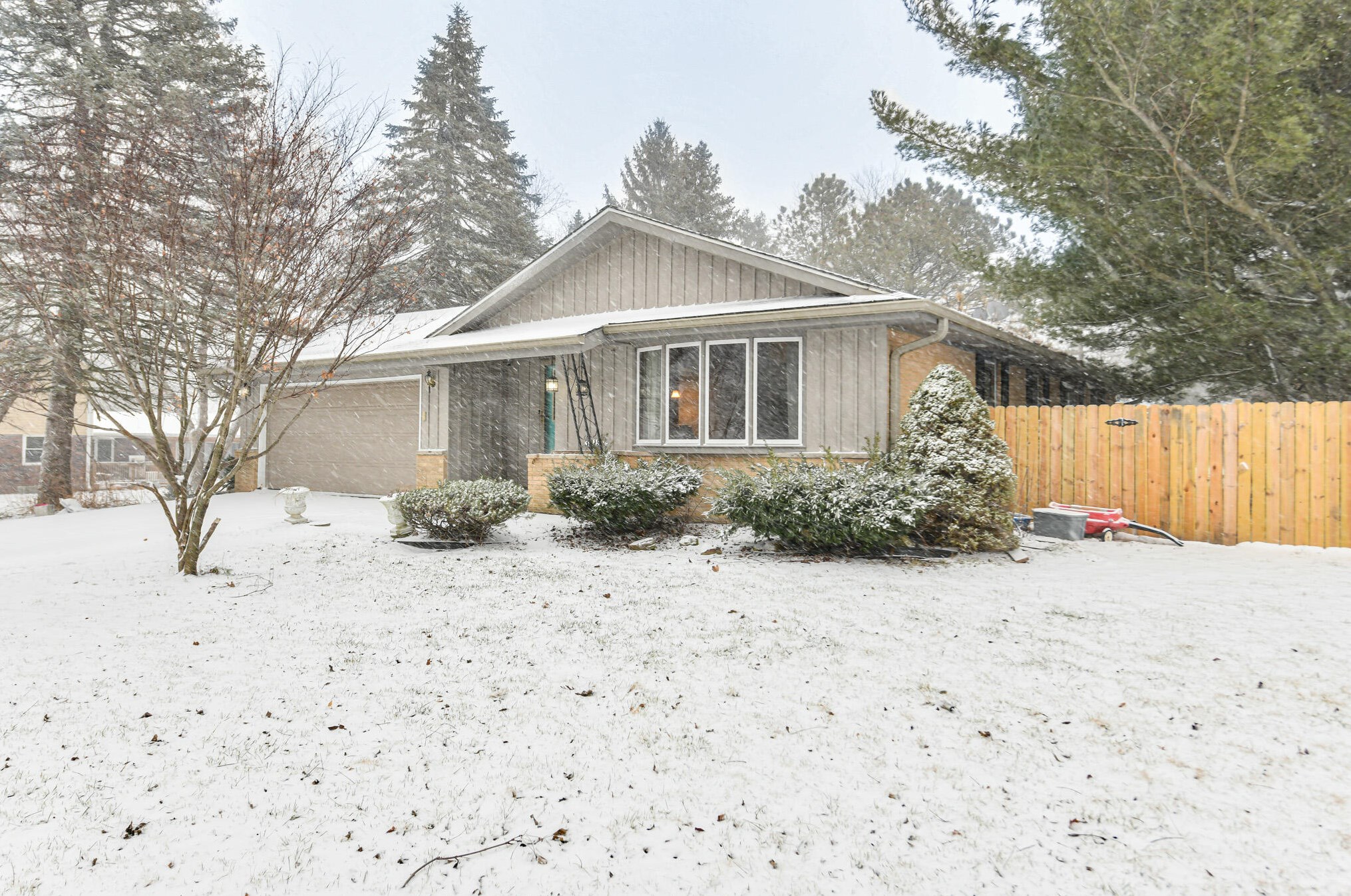3315 98th Pl, Kenosha, WI 53158