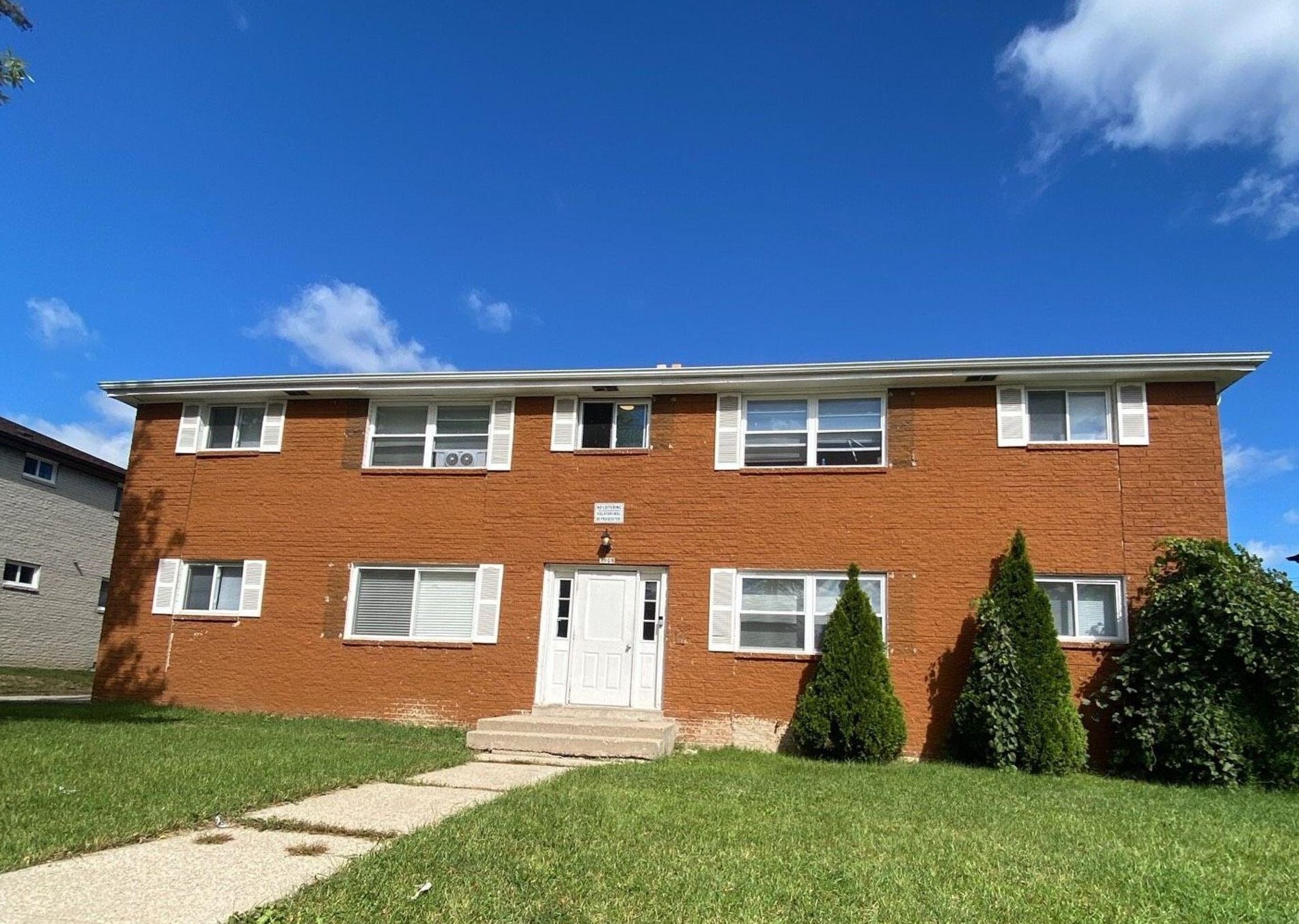7908 W Bender Ave Apt 1, Milwaukee, WI 53218