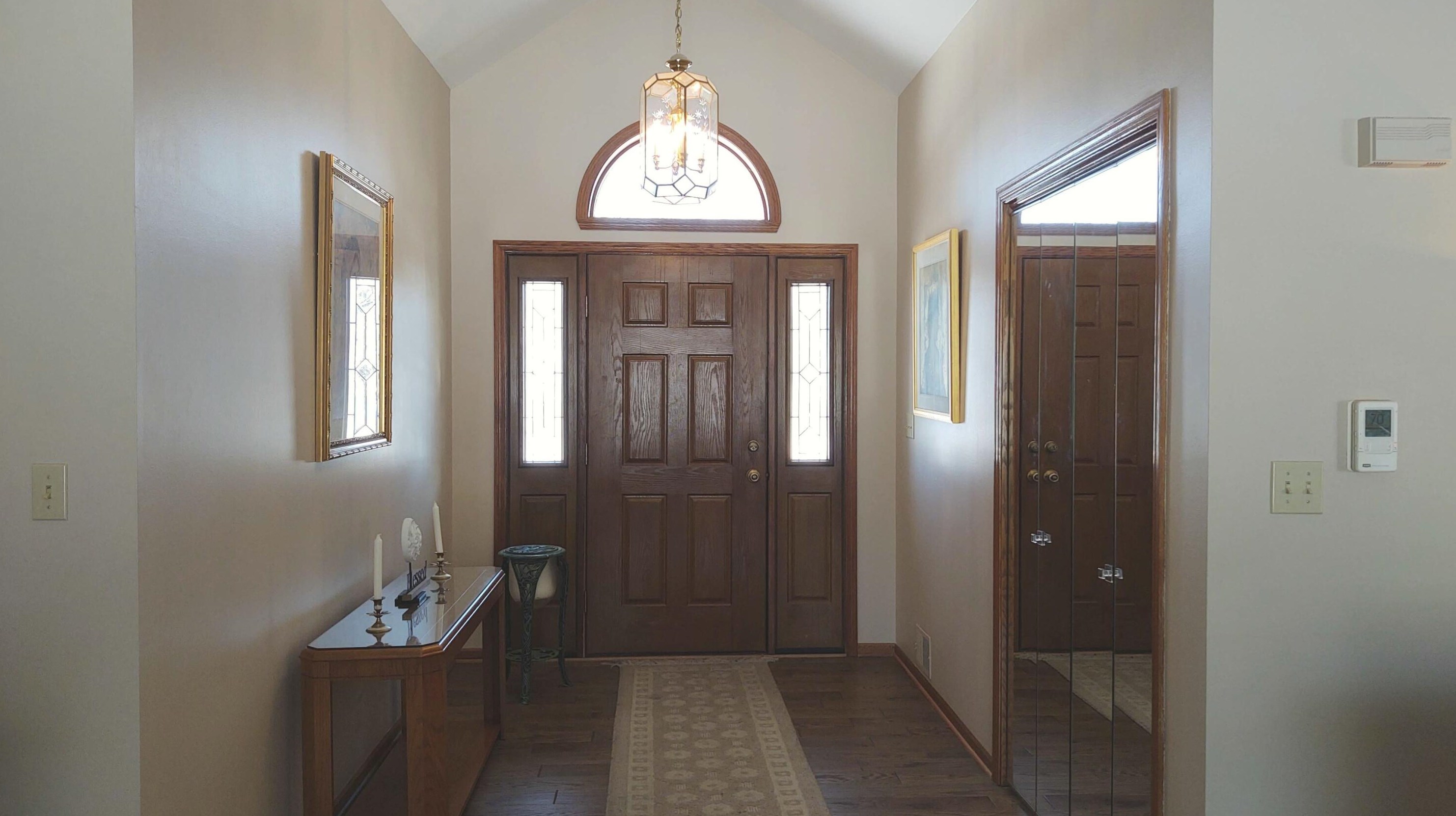 4565 S Sommerset Dr, Waukesha, WI 53151