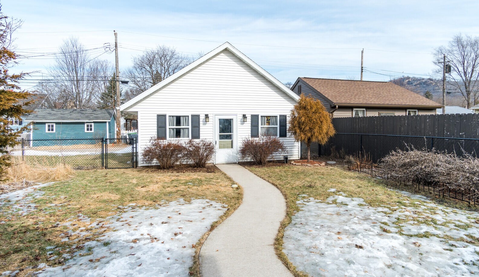 2315 Market St, La Crosse, WI 54601