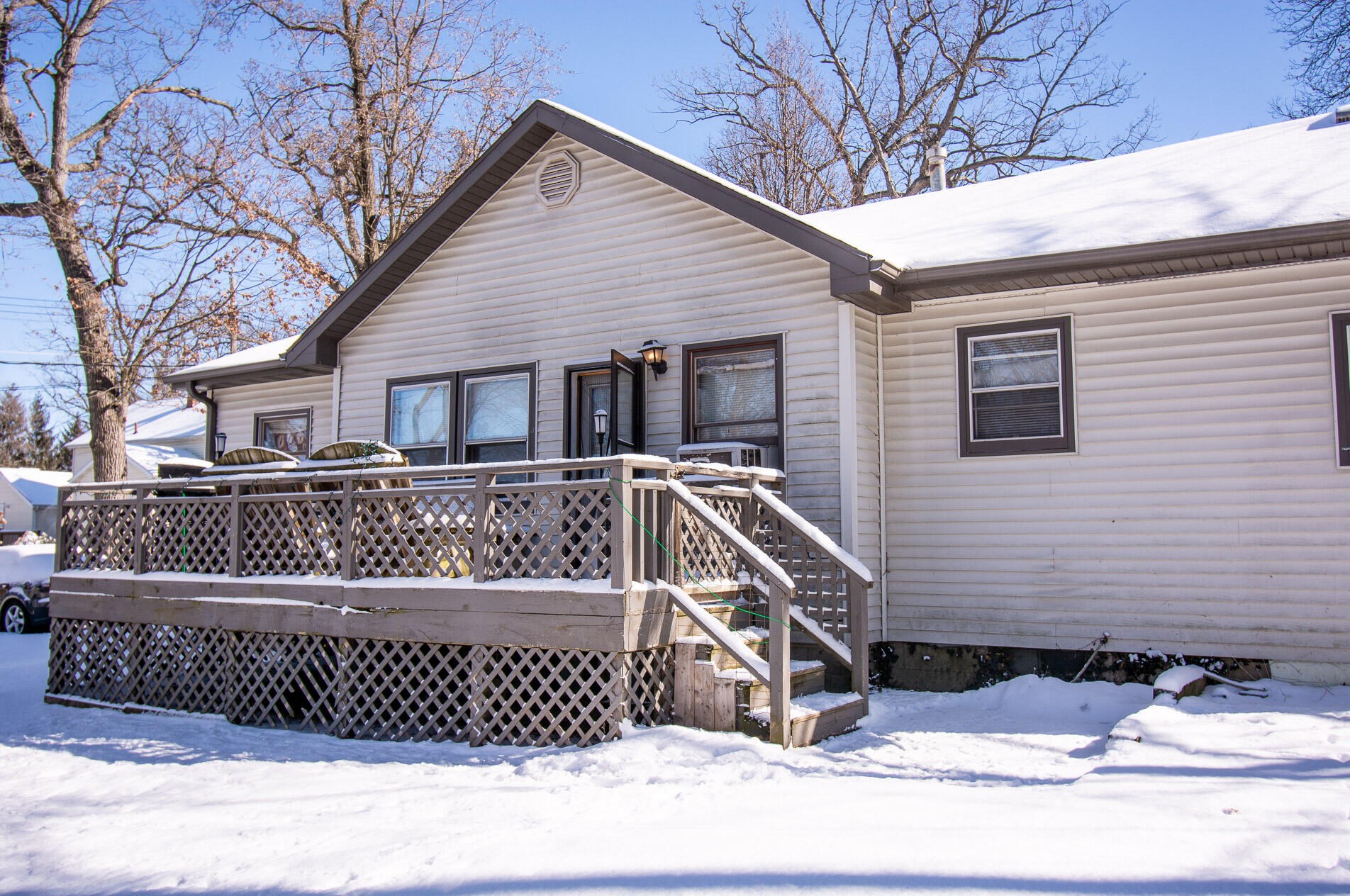 619 Maple St, Twin Lakes, WI 53181