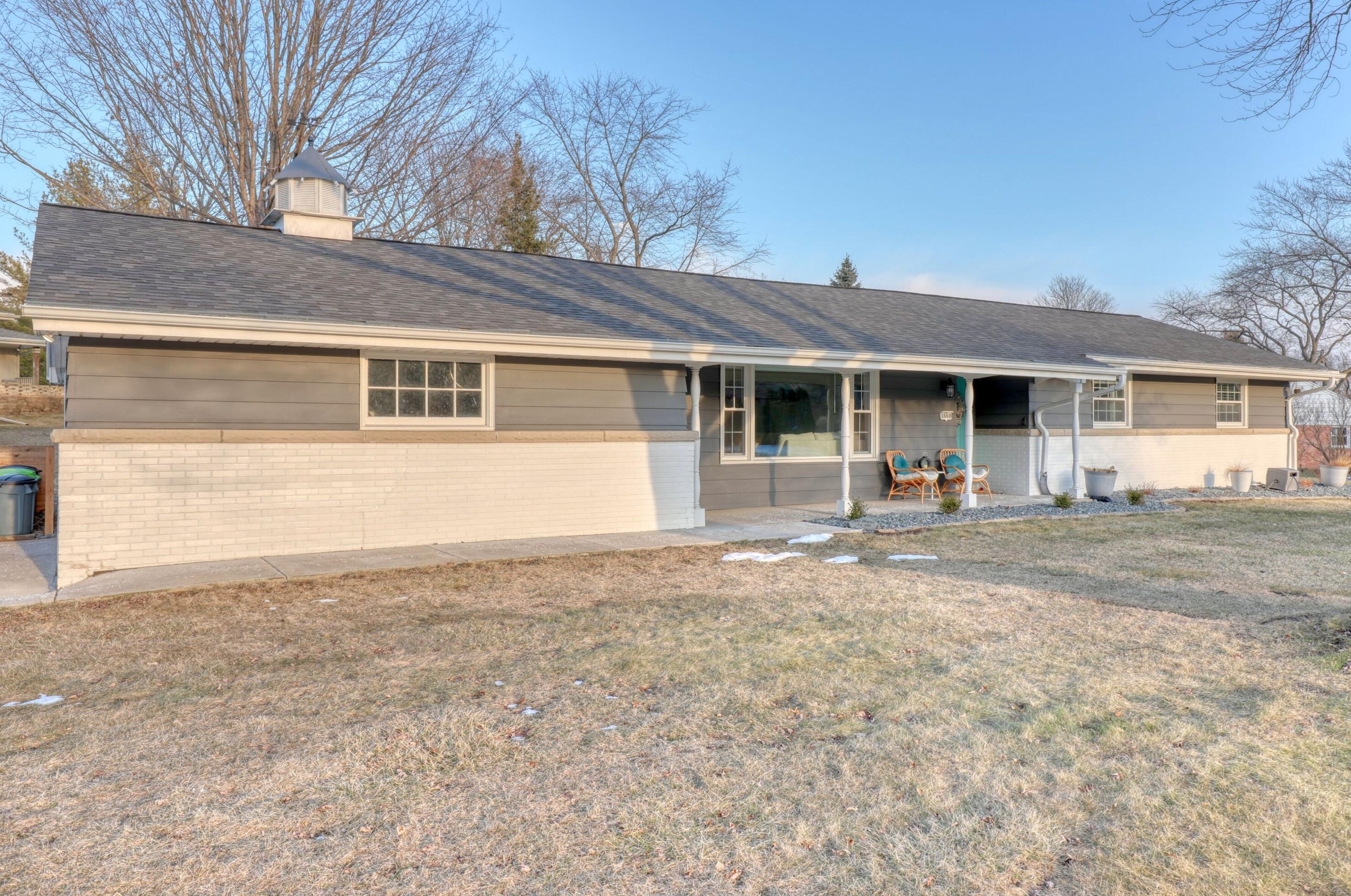 3860 Brook Ln, Brookfield, WI 53005-2239