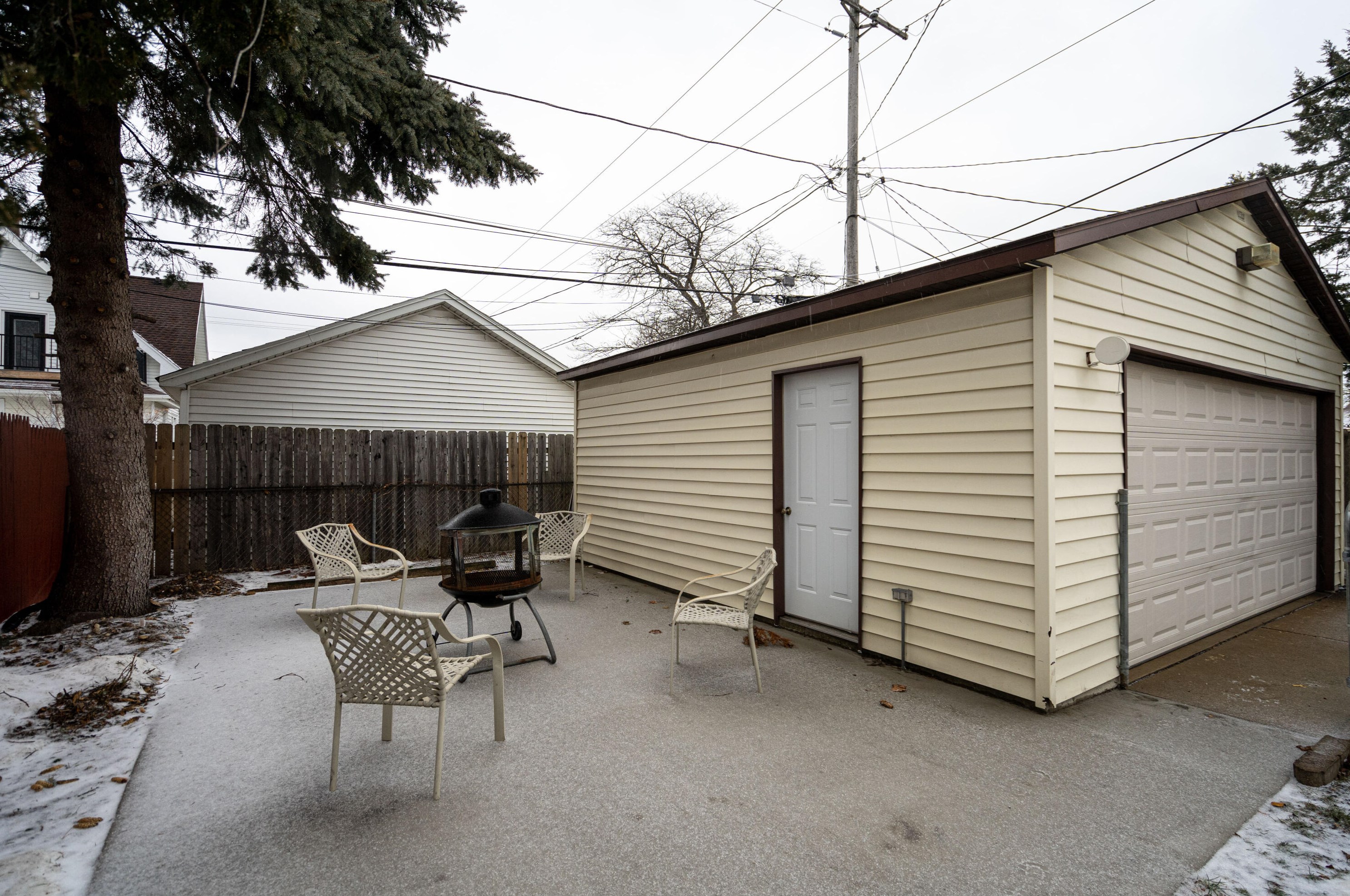 612 Romayne Ave, Racine WI  53402-4430 exterior