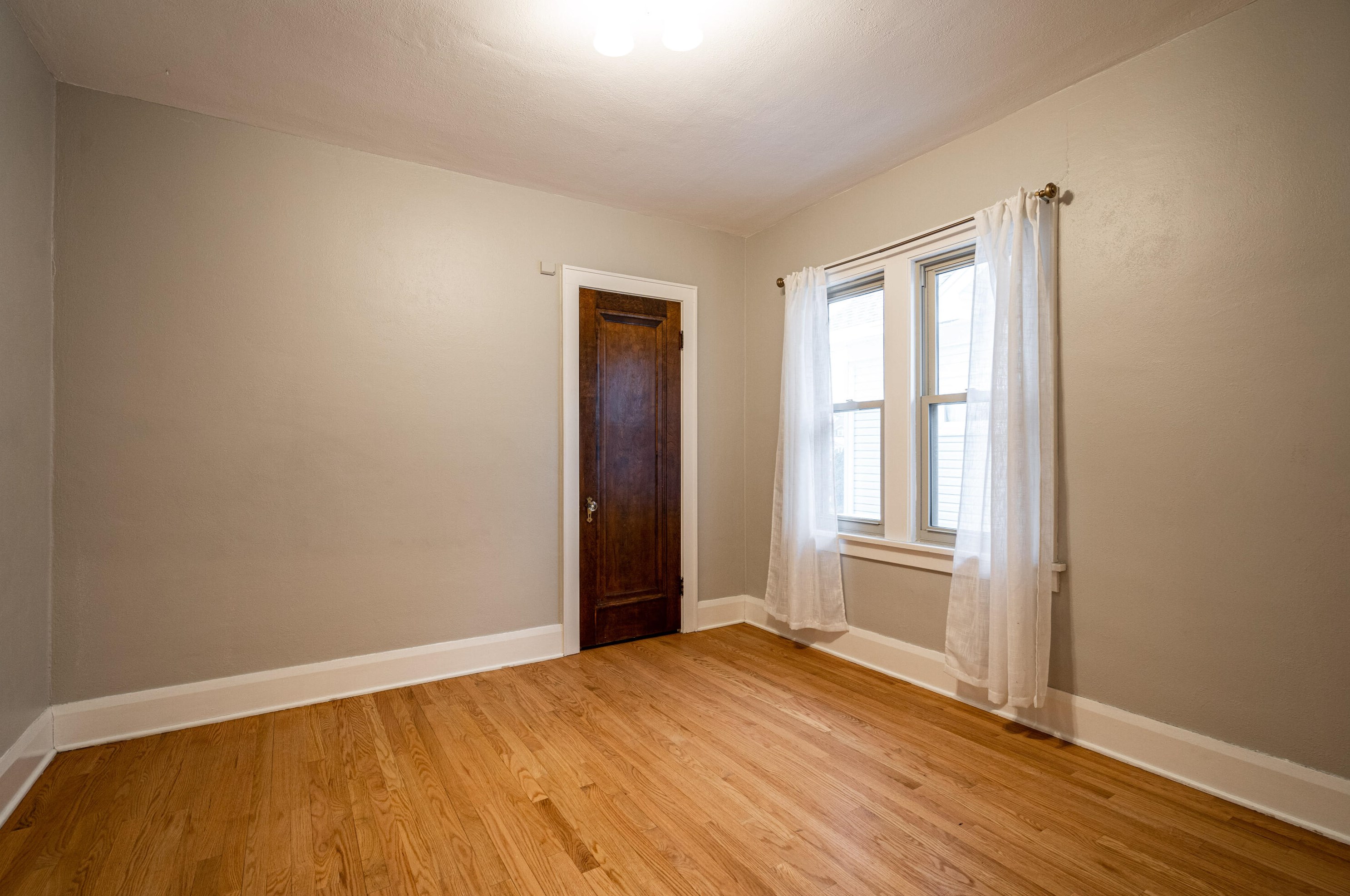 612 Romayne Ave, Racine WI  53402-4430 exterior