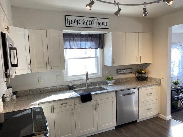 3861 Birchwood Ave, Cudahy WI  53110-2705 exterior