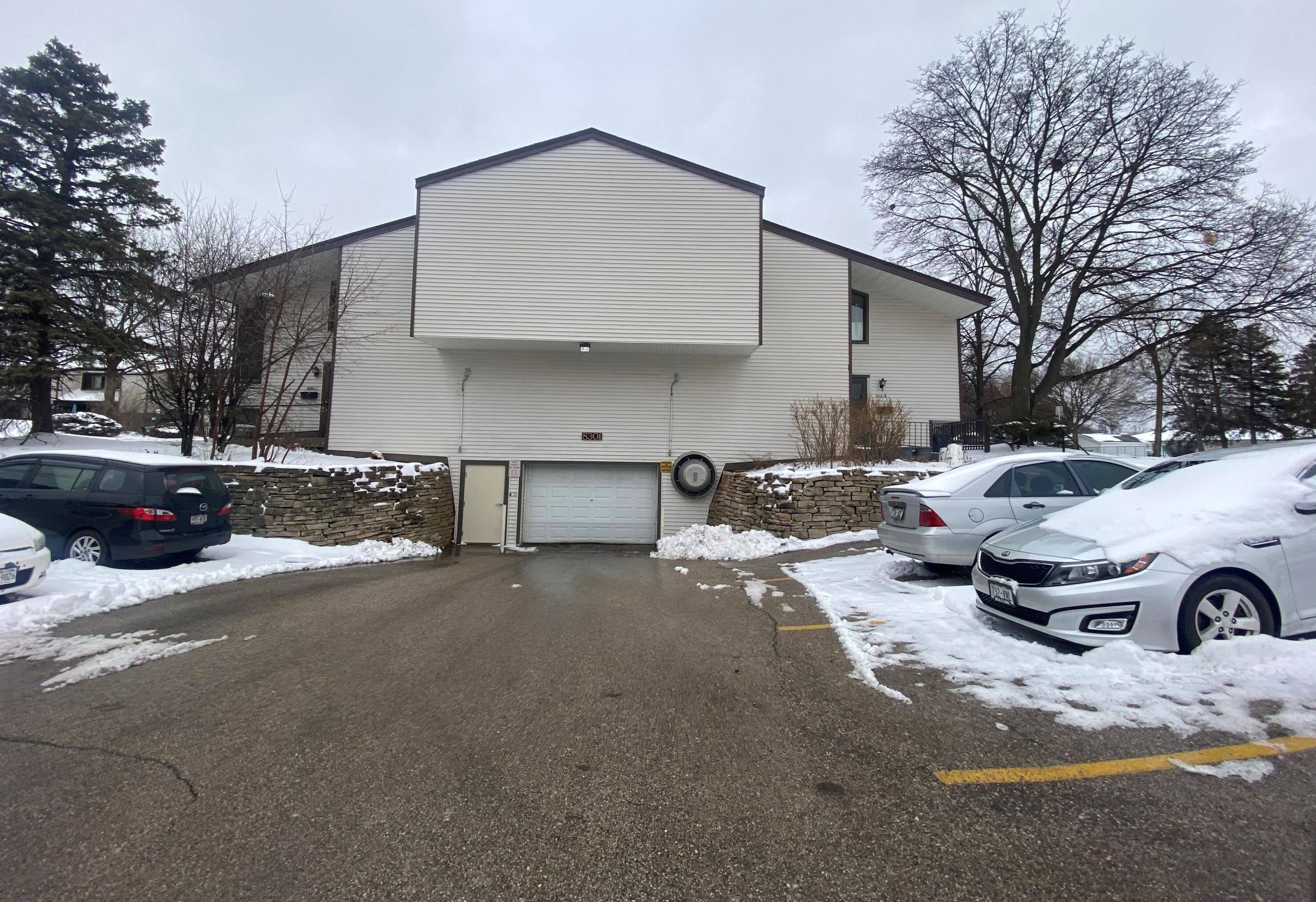 8301 N 107th St Unit D, Milwaukee, WI