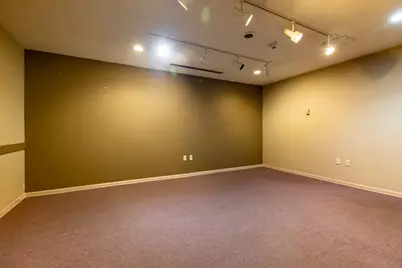 505  King St #010, La Crosse, WI 54601 - Photo 8