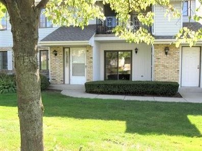 1435 Pheasant Run Dr #101, Racine, WI 53406