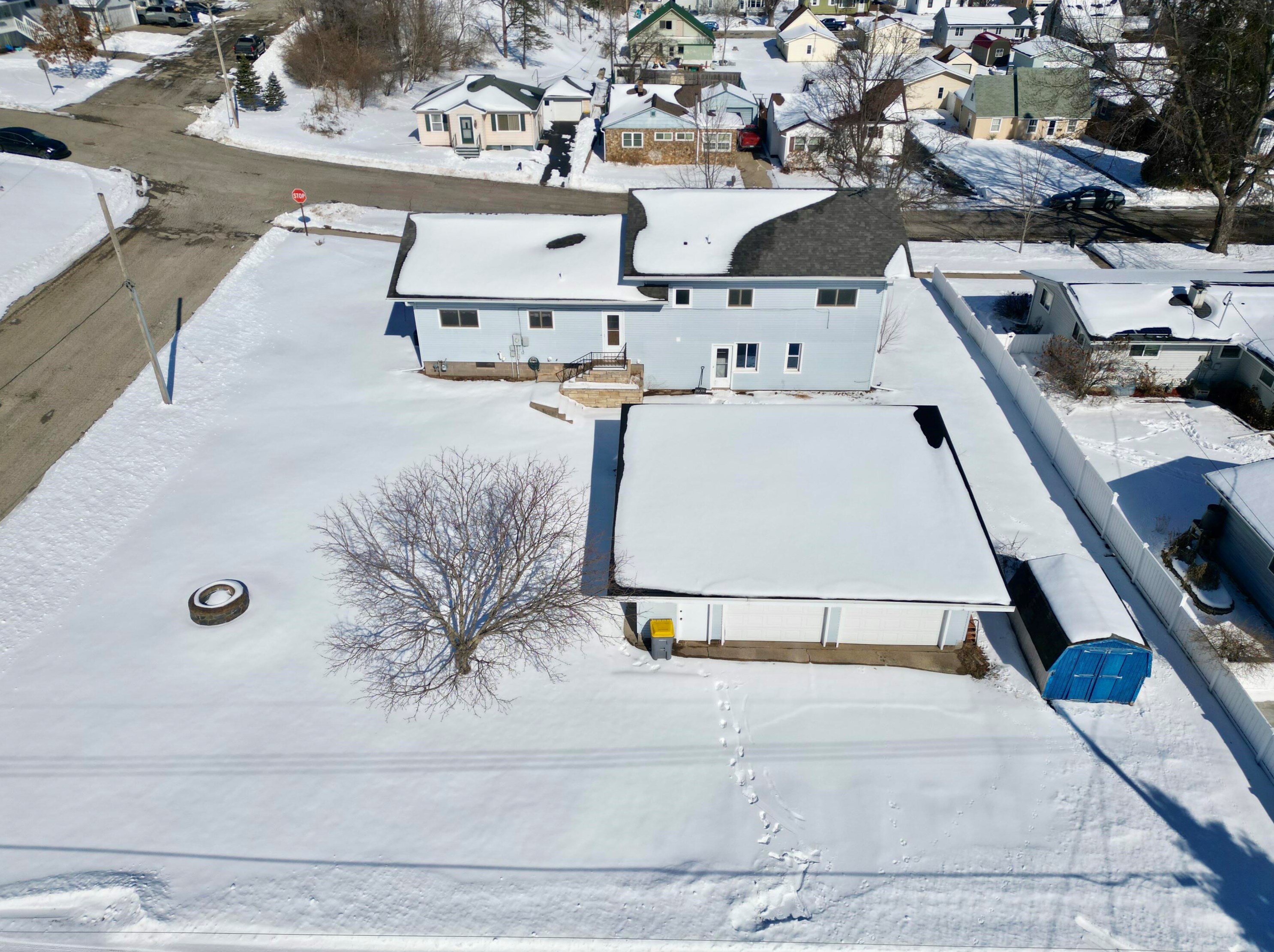 635 2nd St S, La Crescent, MN 55947