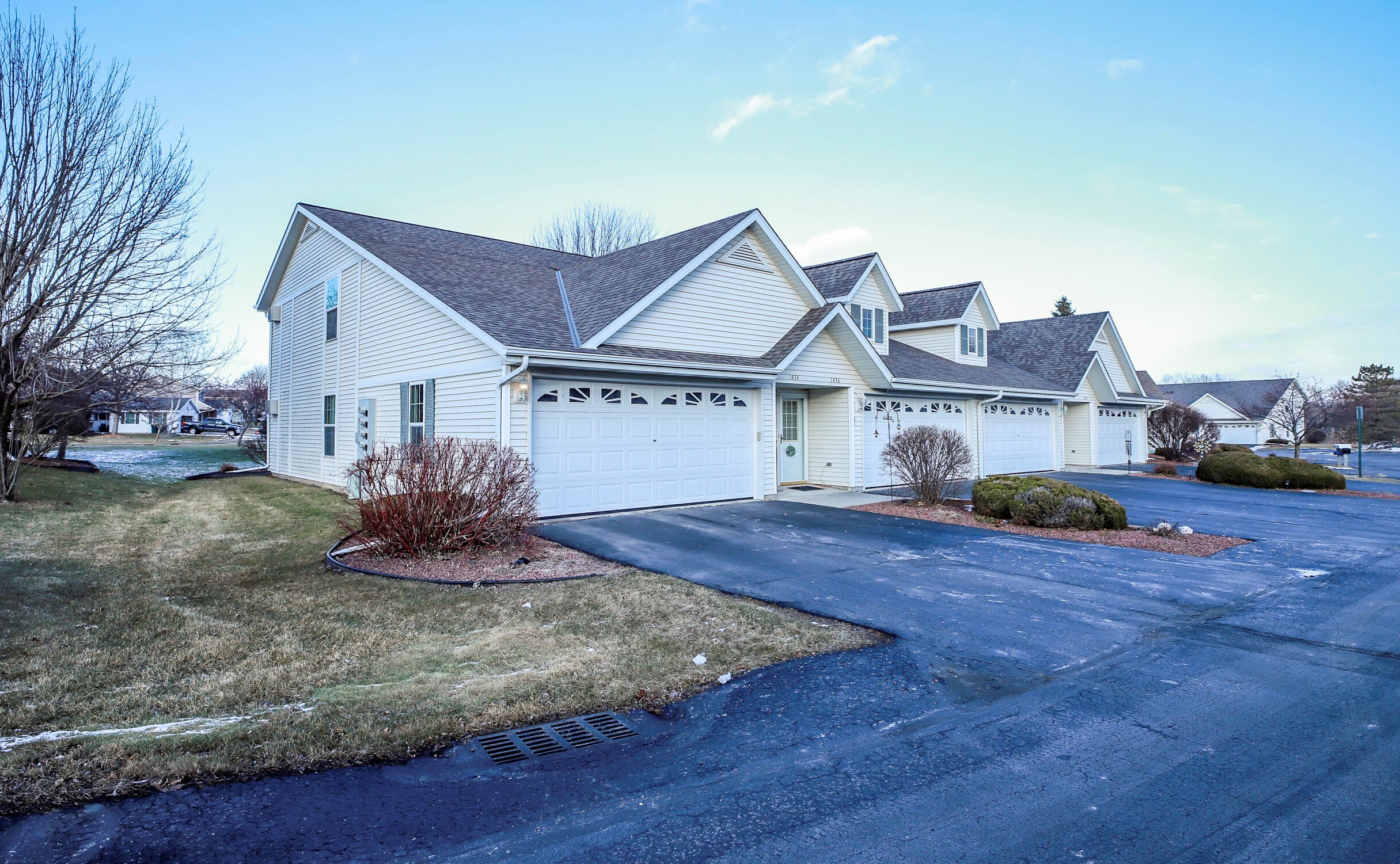 1434 Watercress Cir #3, West Bend, WI 53095
