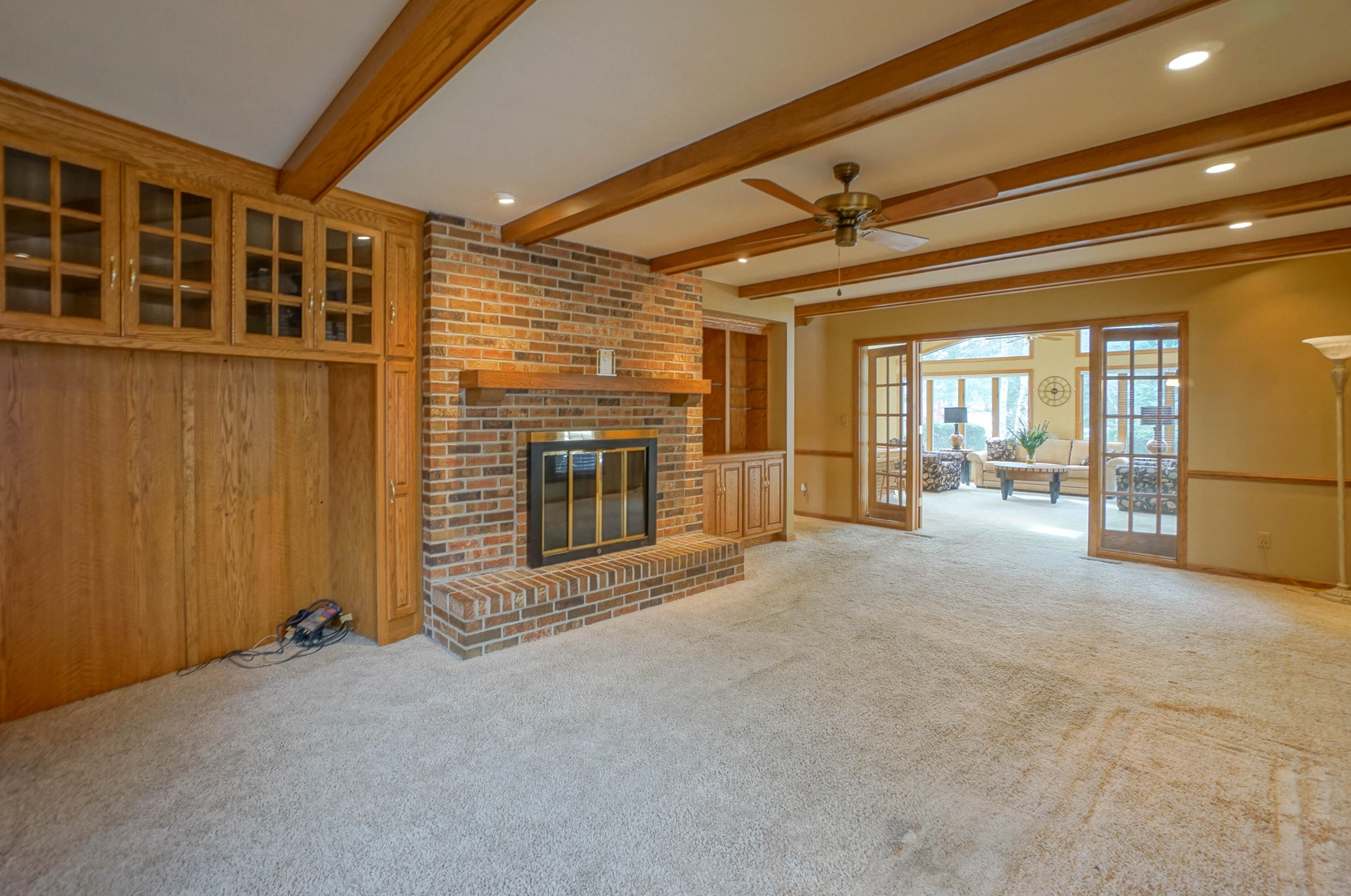 16615 Mary Cliff Ln, Brookfield WI  53005-2135 exterior